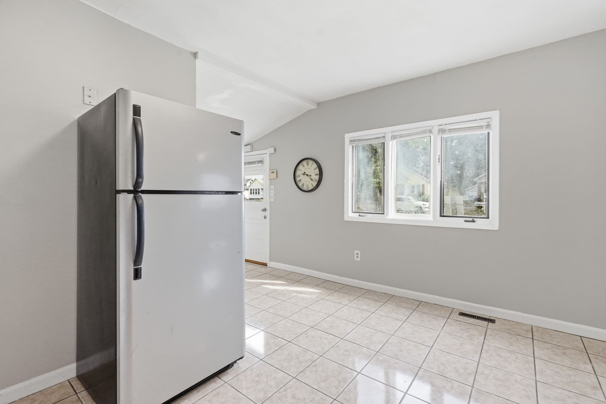 Single Family Residence at 66 Upland, Springfield MA 01104, Springfield, photo 7 of 41