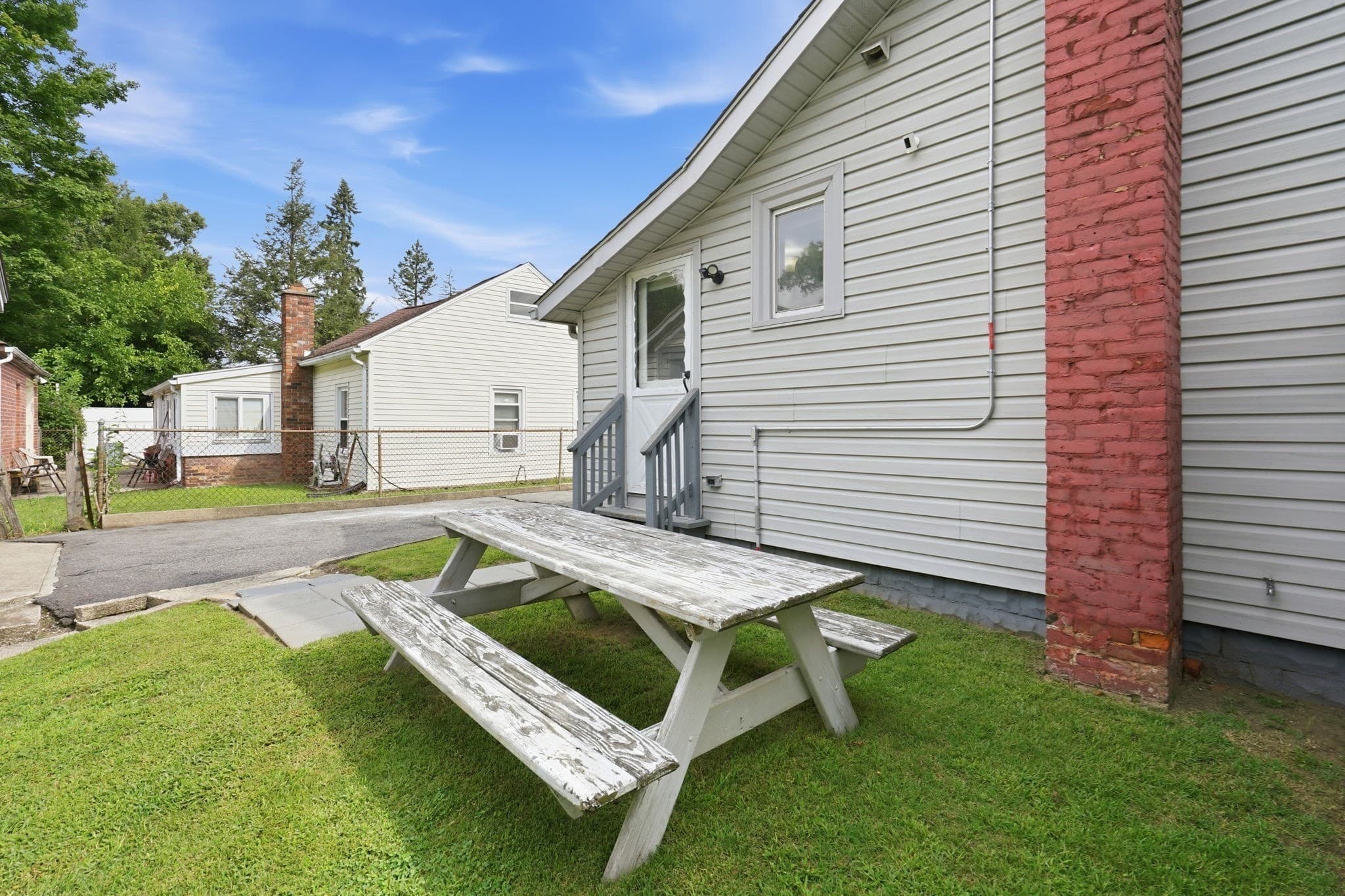 Single Family Residence at 66 Upland, Springfield MA 01104, Springfield, photo 31 of 41