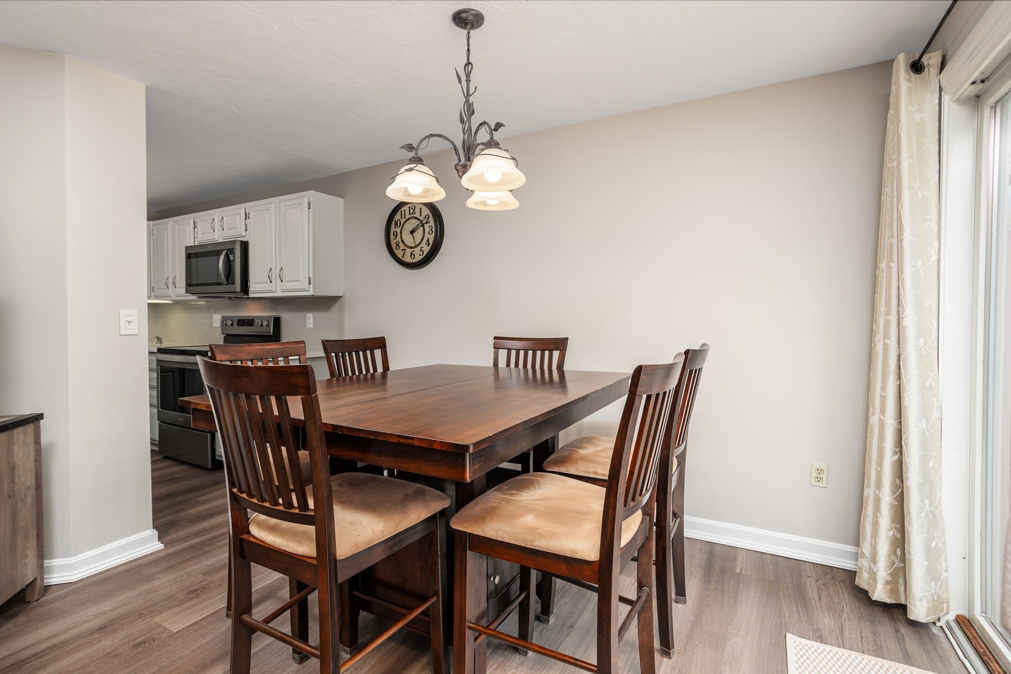 Condominium at 512 Ridgefield Cir # C, Clinton MA 01510, Clinton, photo 7 of 30