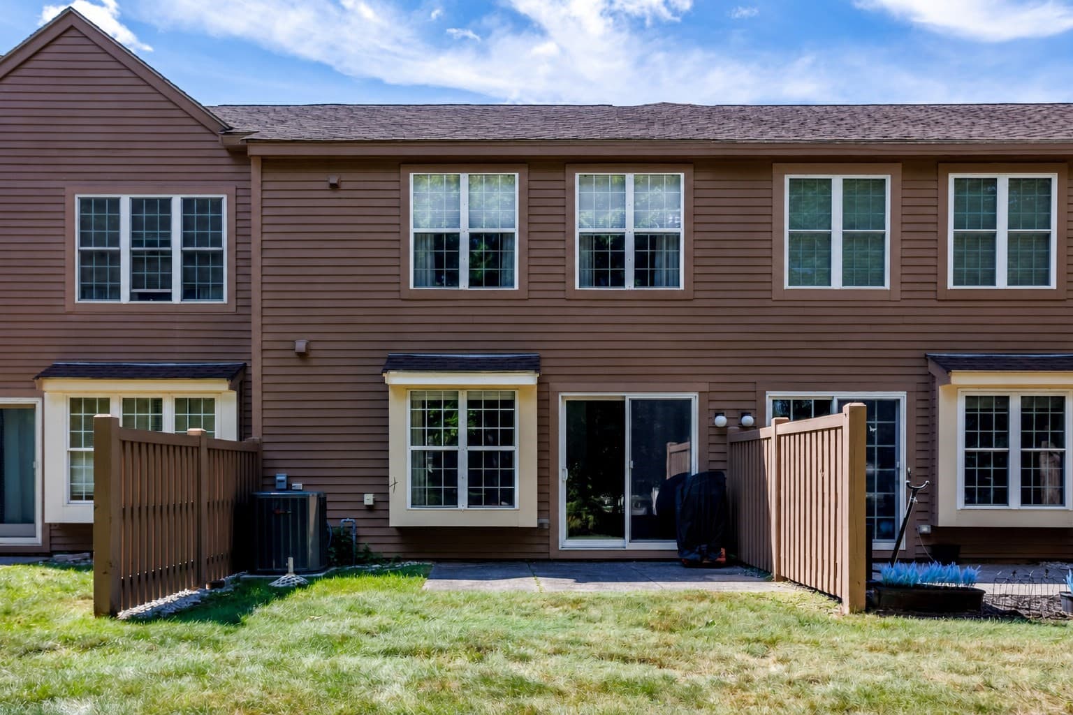 Condominium at 512 Ridgefield Cir # C, Clinton MA 01510, Clinton, photo 24 of 30