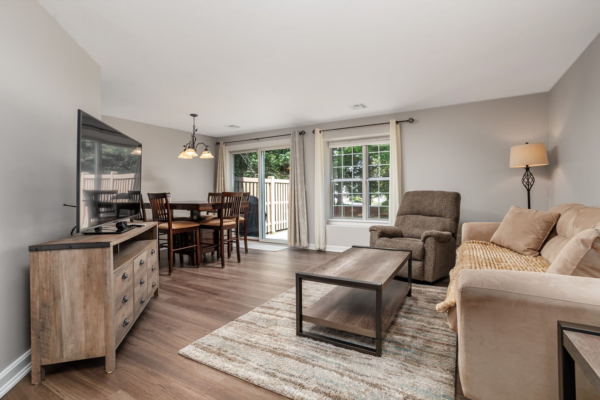 Condominium at 512 Ridgefield Cir # C, Clinton MA 01510, Clinton, photo 11 of 30