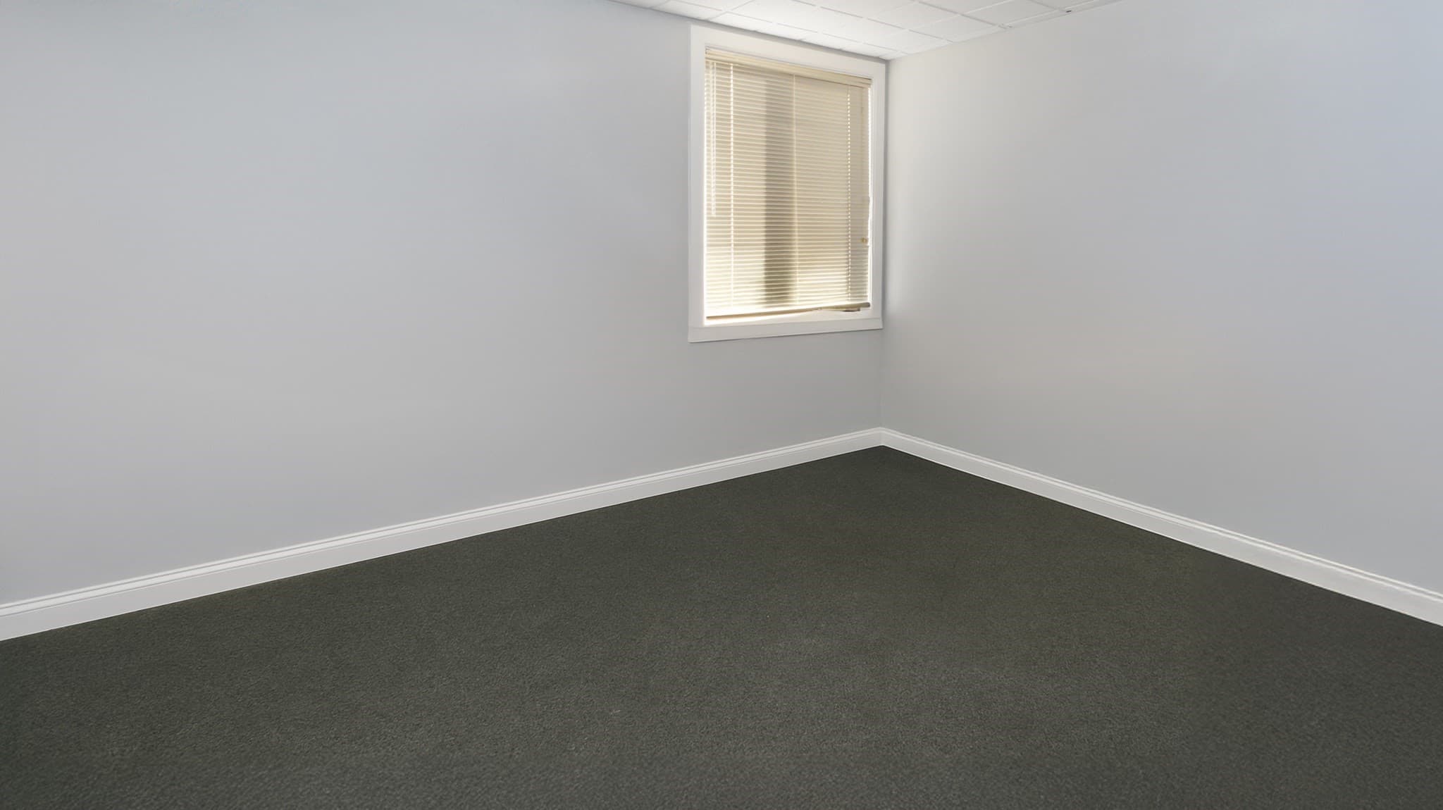 Commercial Sale at 104 Bridge Rd, Salisbury MA 01952, Salisbury, photo 14 of 42