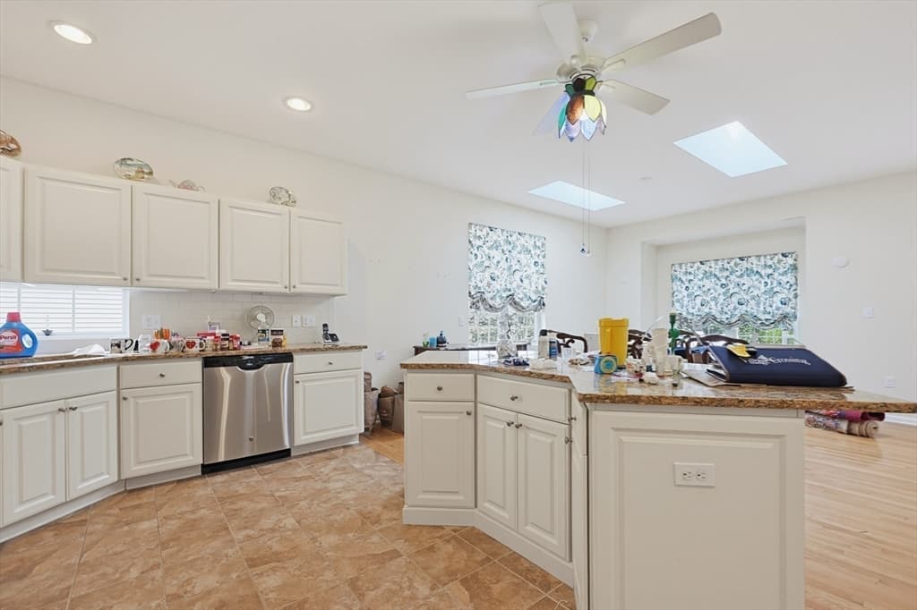 Condominium at 109 Old Field Road # 109, Plymouth MA 02360, Plymouth, photo 6 of 42