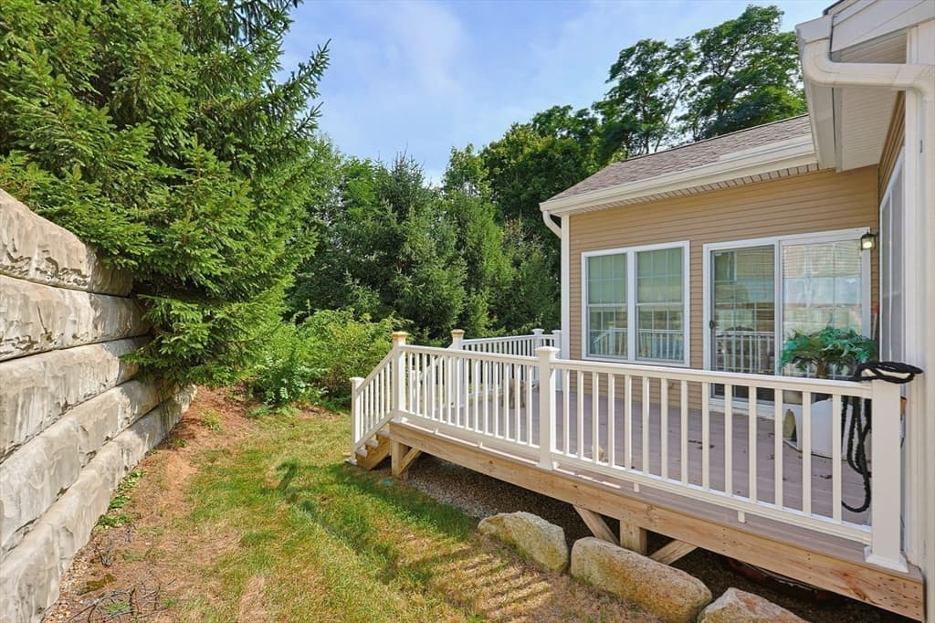 Condominium at 109 Old Field Road # 109, Plymouth MA 02360, Plymouth, photo 32 of 42