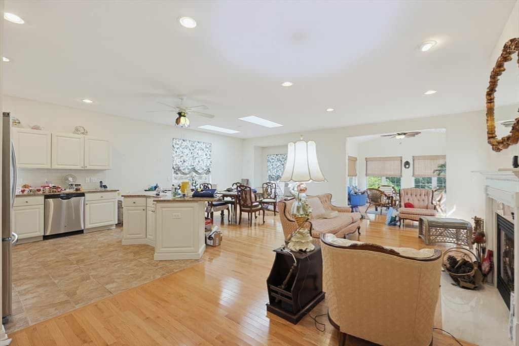 Condominium at 109 Old Field Road # 109, Plymouth MA 02360, Plymouth, photo 9 of 42
