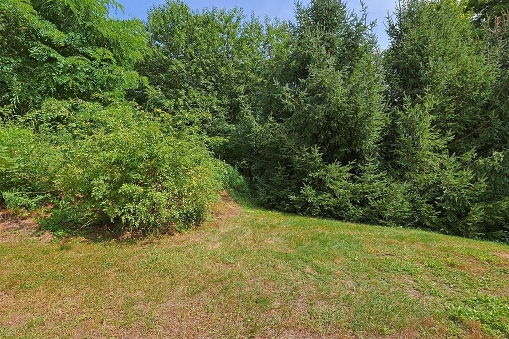 Condominium at 109 Old Field Road # 109, Plymouth MA 02360, Plymouth, photo 38 of 42