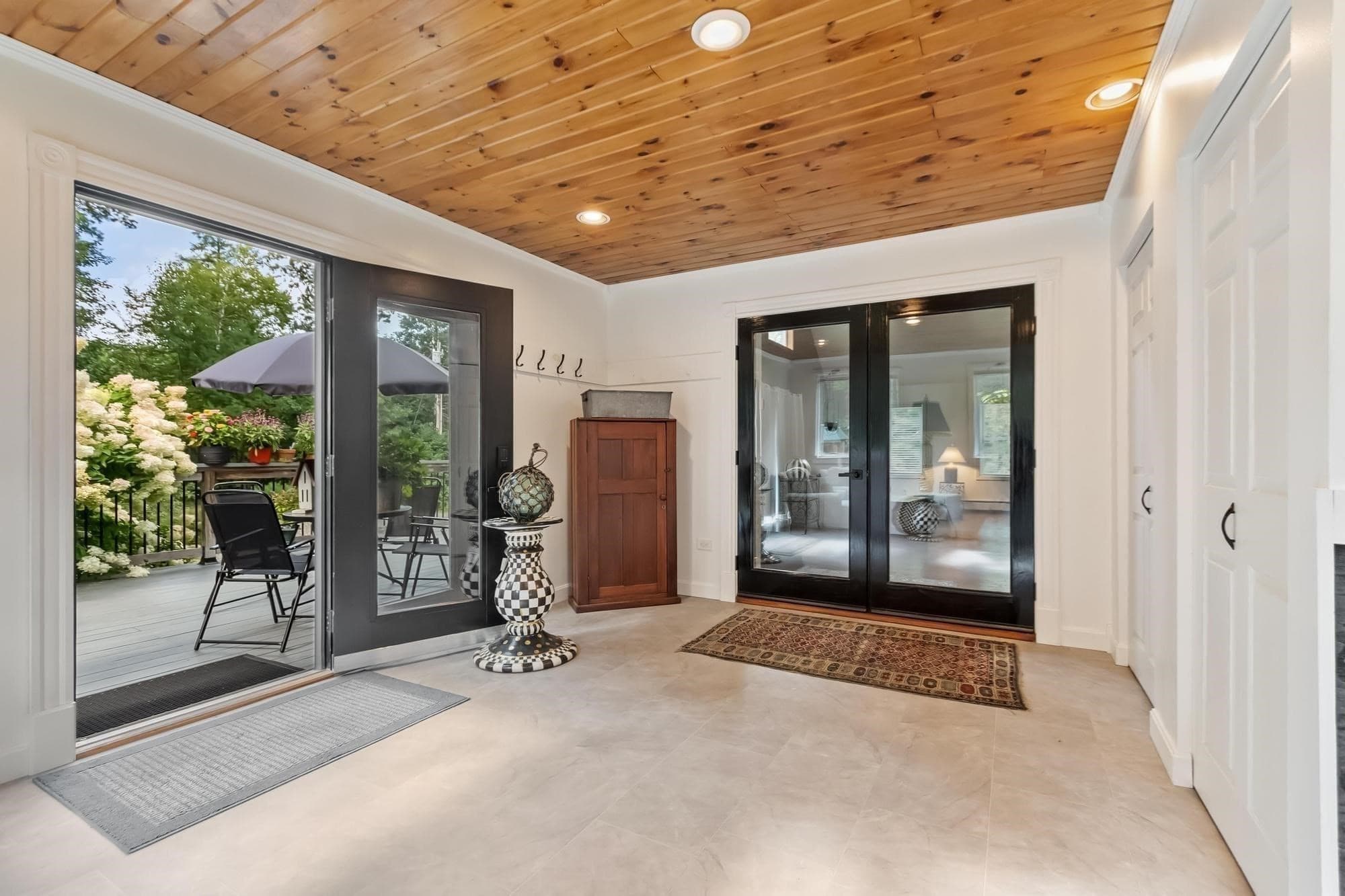 Single Family Residence at 737 New West Townsend Rd, Lunenburg MA 01462, Lunenburg, photo 14 of 39