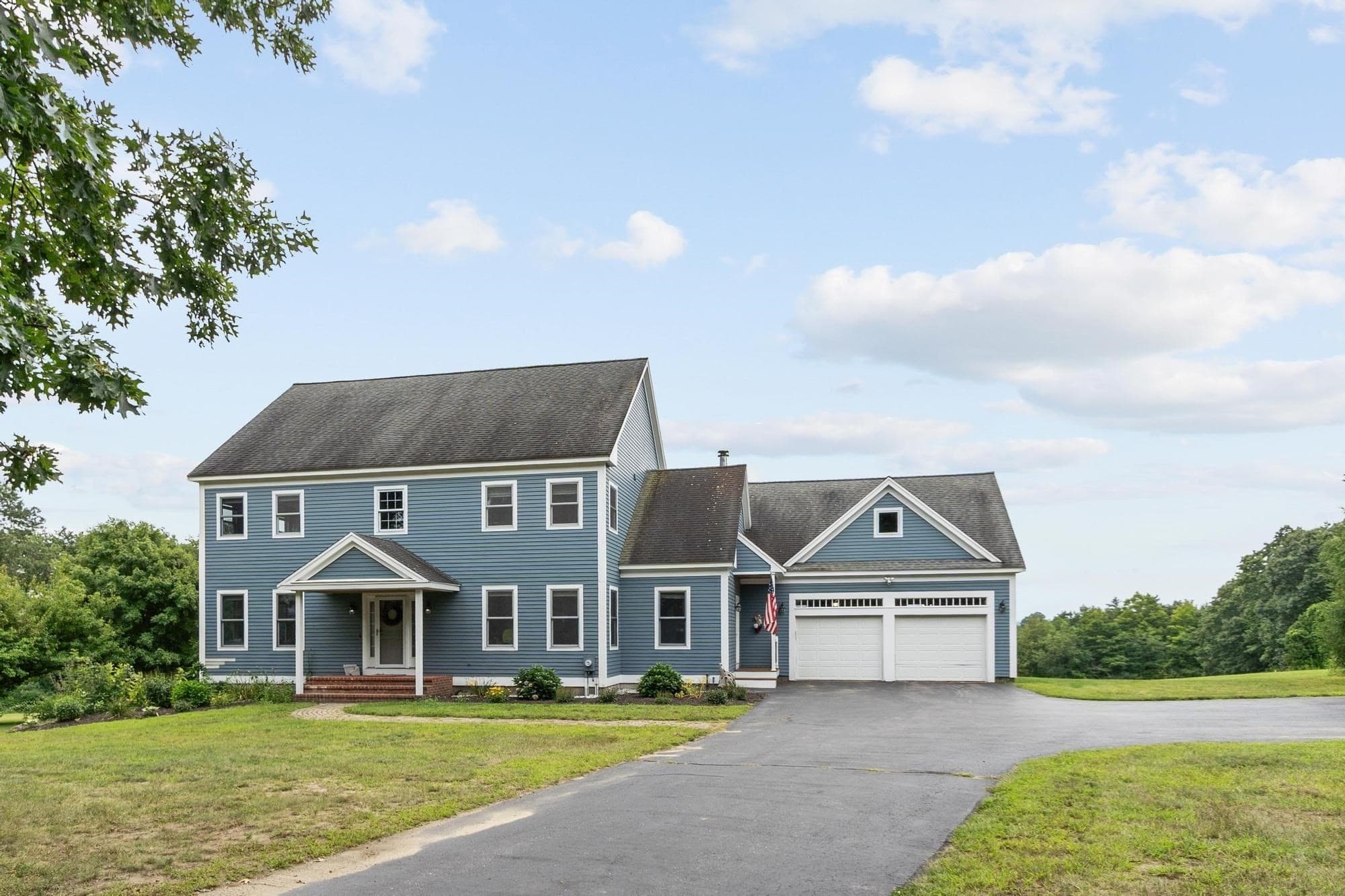 Single Family Residence at 370 Sunnyhill Rd, Lunenburg MA 01462, Lunenburg, photo 2 of 41