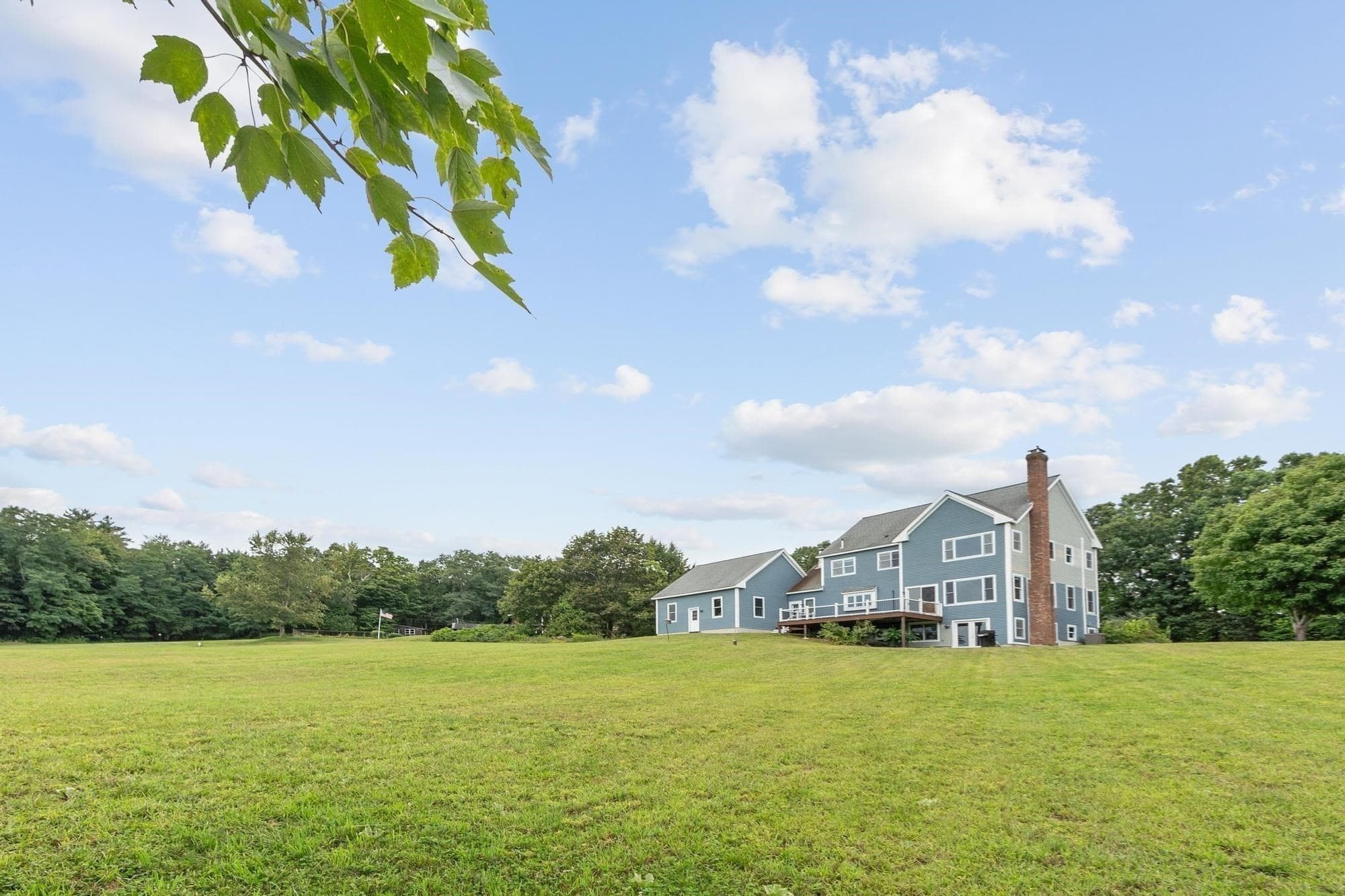 Single Family Residence at 370 Sunnyhill Rd, Lunenburg MA 01462, Lunenburg, photo 6 of 41