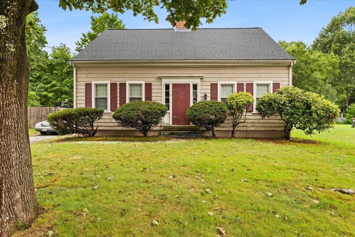 Single Family Residence at 55 Emory St, Brockton MA 02301, Brockton, photo 2 of 37