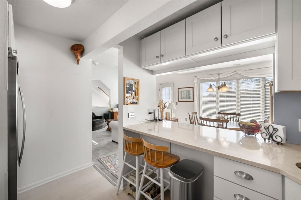 Condominium at 432 Humphrey St # 16, Swampscott MA 01907, Swampscott, photo 10 of 20