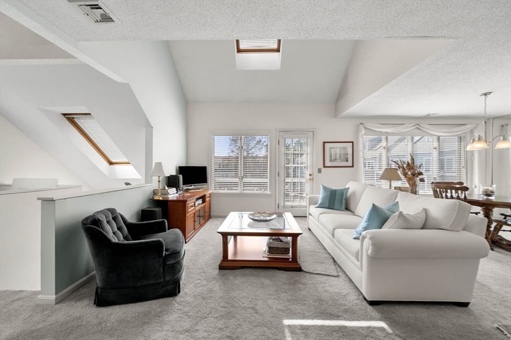 Condominium at 432 Humphrey St # 16, Swampscott MA 01907, Swampscott, photo 8 of 20