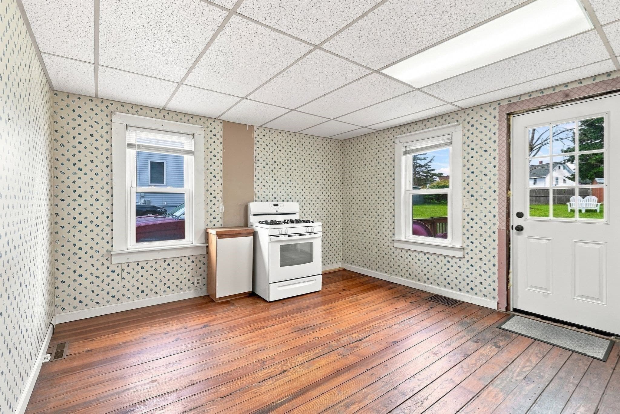 Multi Family at 255 Center St, Ludlow MA 01056, Ludlow, photo 9 of 40