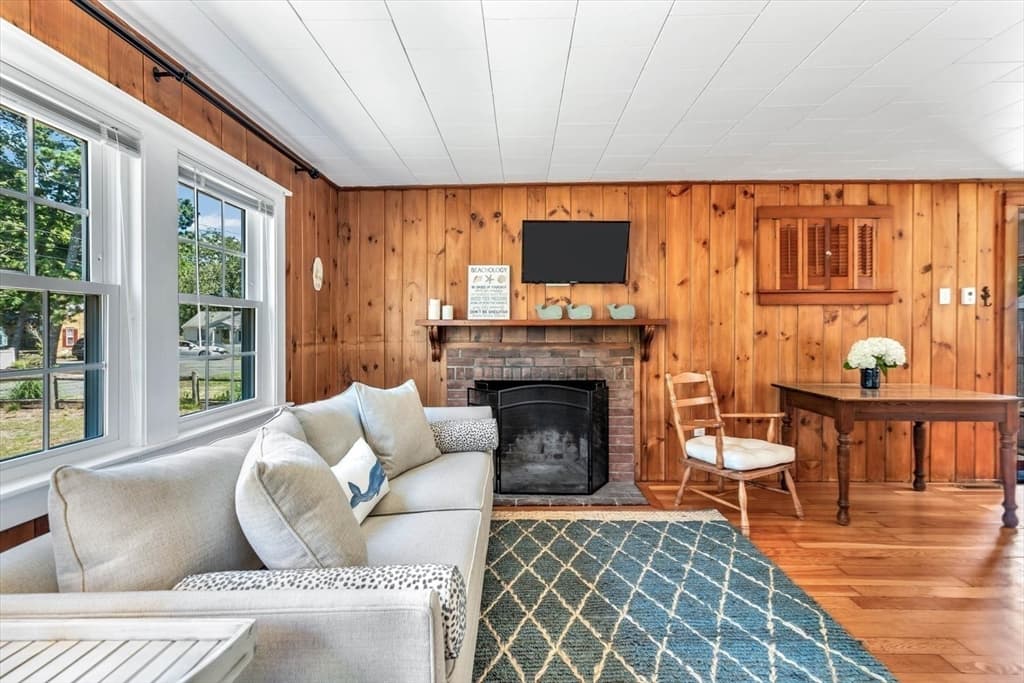 Single Family Residence at 3 Danbury Street, Yarmouth MA 02664, Yarmouth, photo 6 of 42