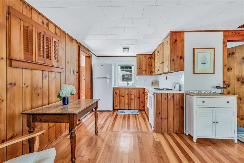 Single Family Residence at 3 Danbury Street, Yarmouth MA 02664, Yarmouth, photo 10 of 42