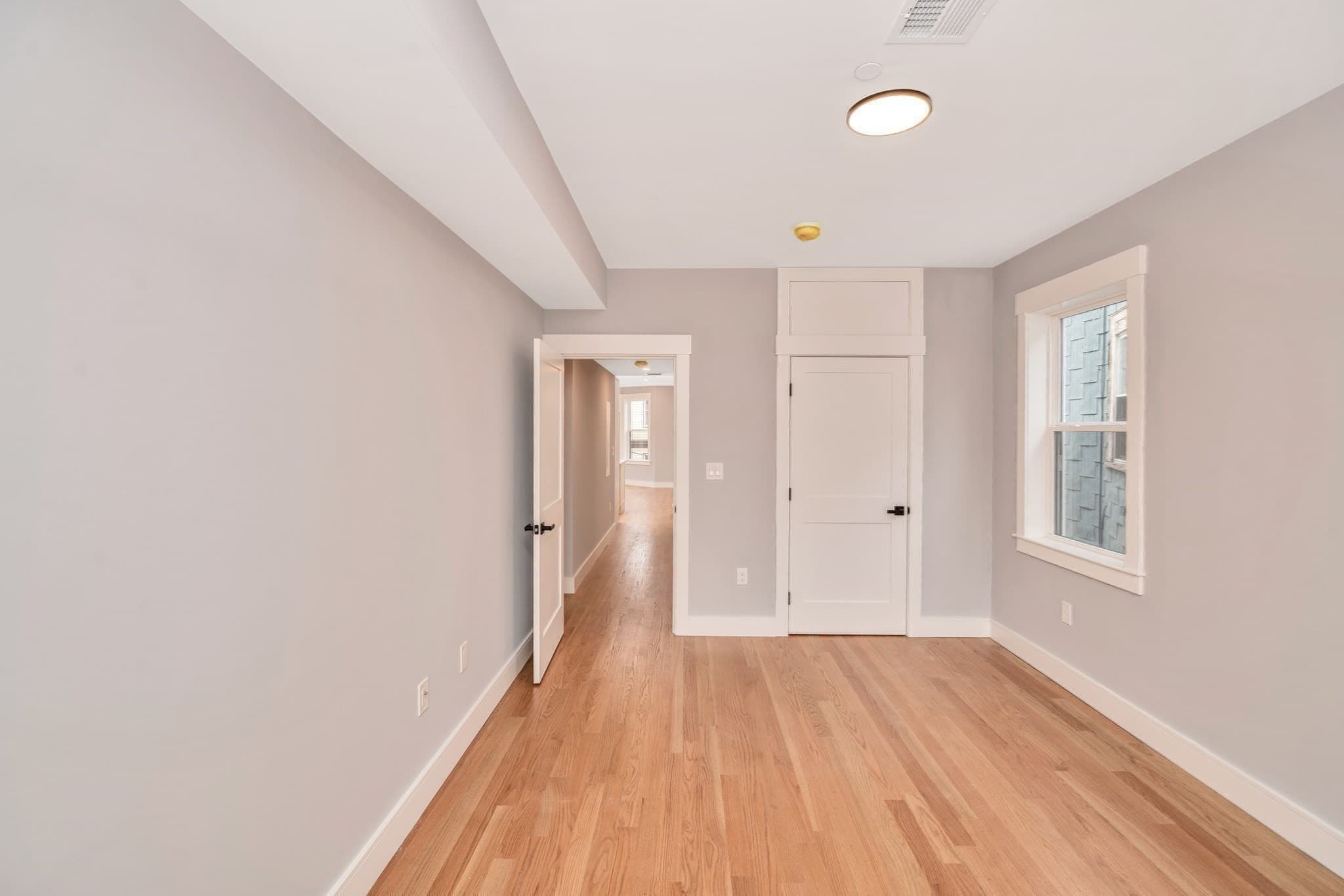 3 Family - 3 Units Up/Down at 5 Glenburne Street, Boston MA 02121, photo 11 of 26