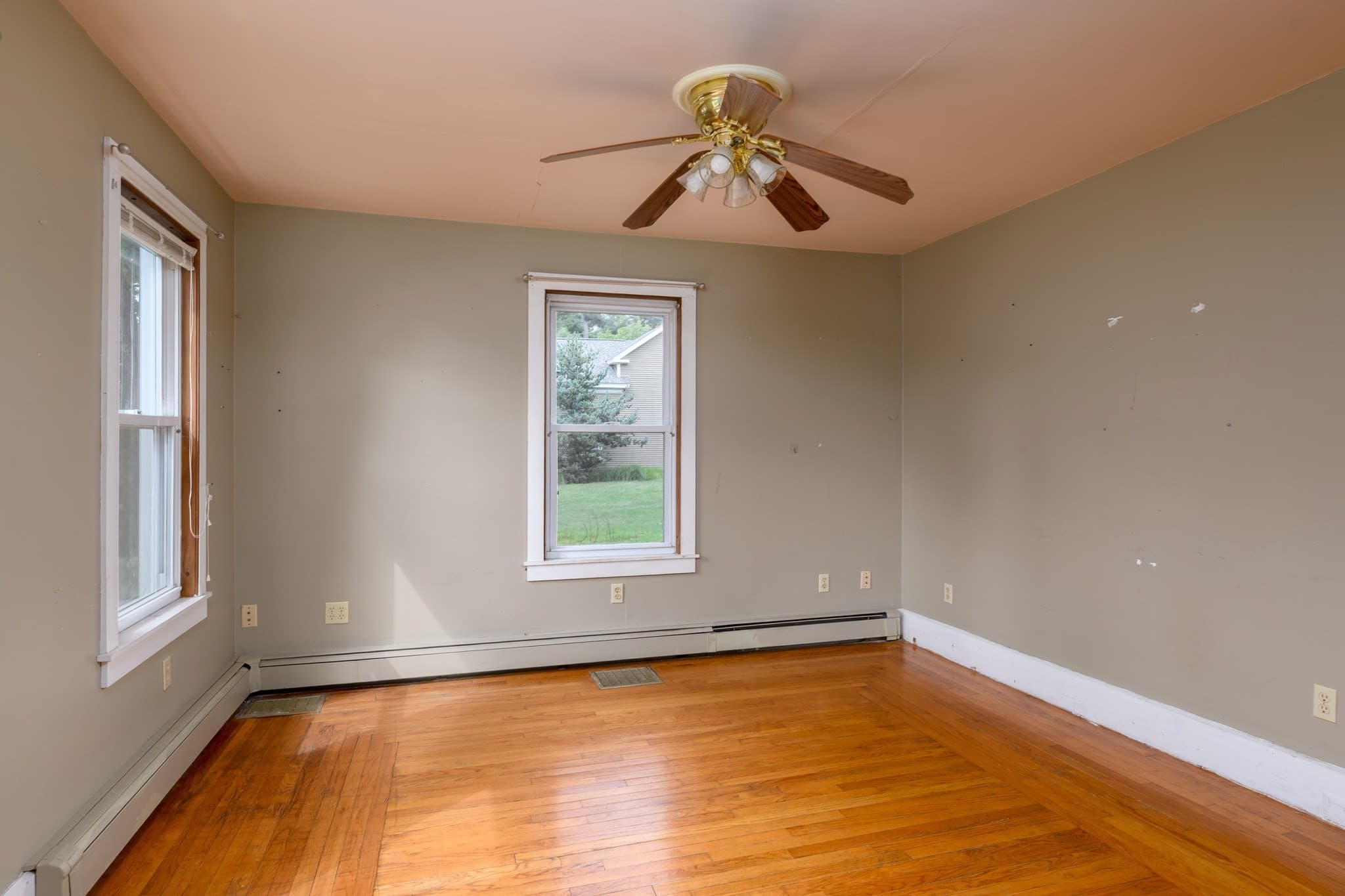 Single Family Residence at 111 Gleason Ave, East Brookfield MA 01515, East Brookfield, photo 11 of 22