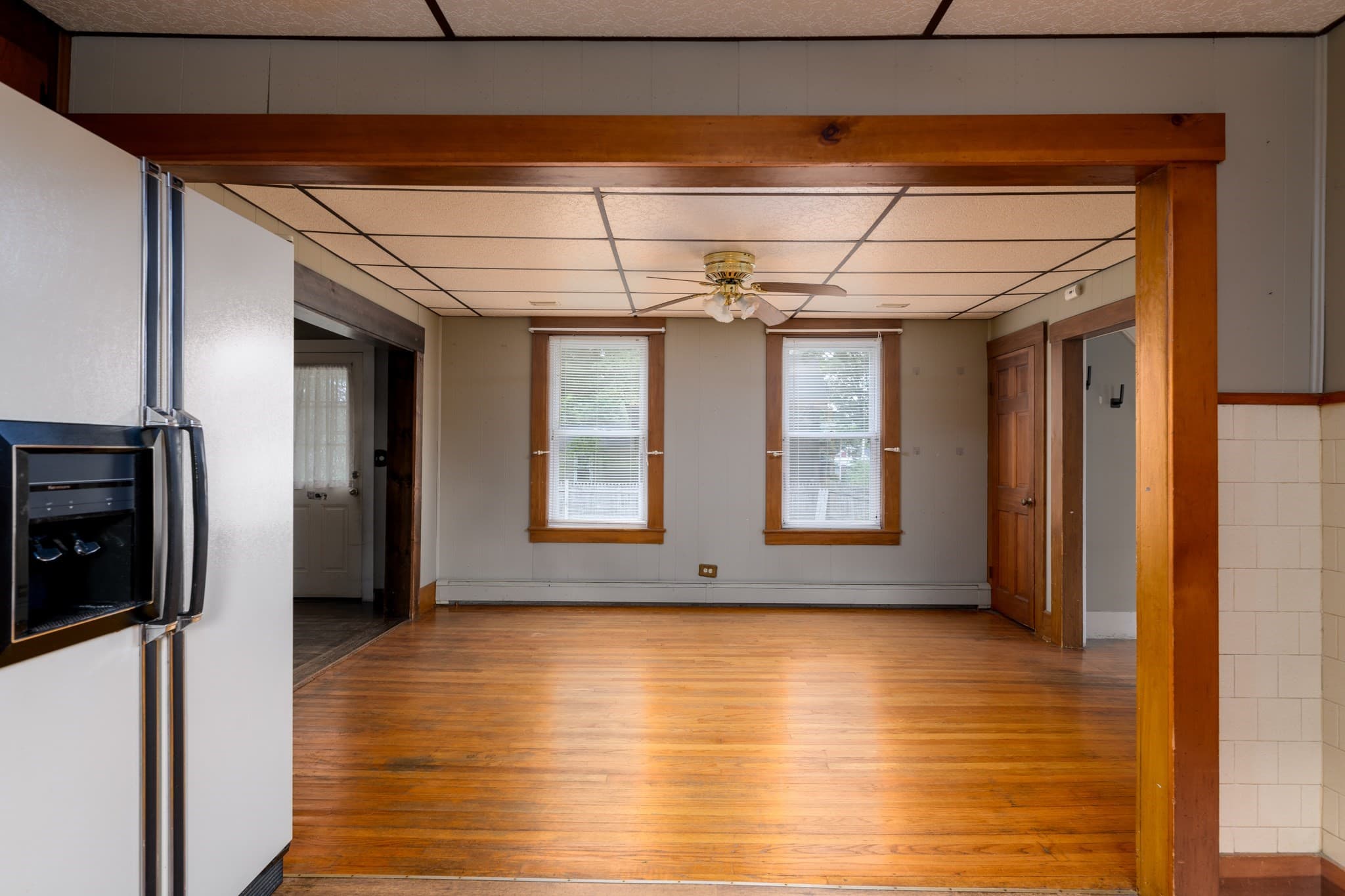 Single Family Residence at 111 Gleason Ave, East Brookfield MA 01515, East Brookfield, photo 8 of 22