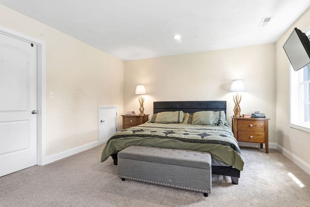 Condominium at 29 Tea Party Dr # 29, Uxbridge MA 01569, Uxbridge, photo 29 of 41