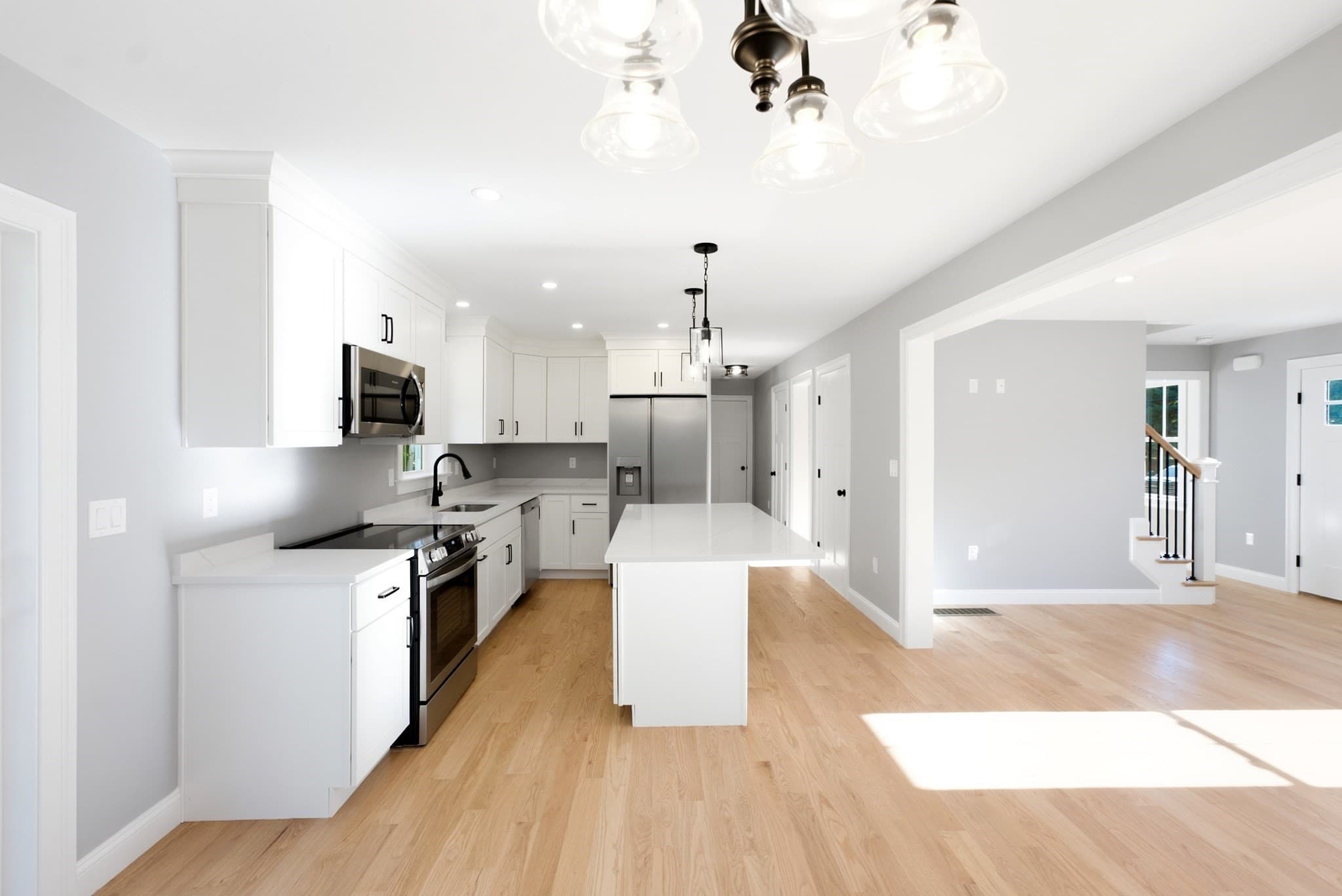 Single Family Residence at 158 Plain St, Bridgewater MA 02324, Bridgewater, photo 12 of 39