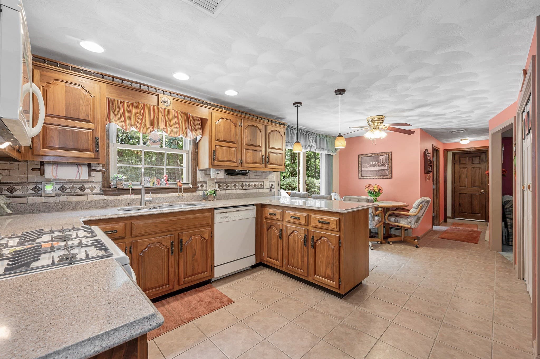 Single Family Residence at 167 Trout Brook Rd, Dracut MA 01826, Dracut, photo 12 of 36