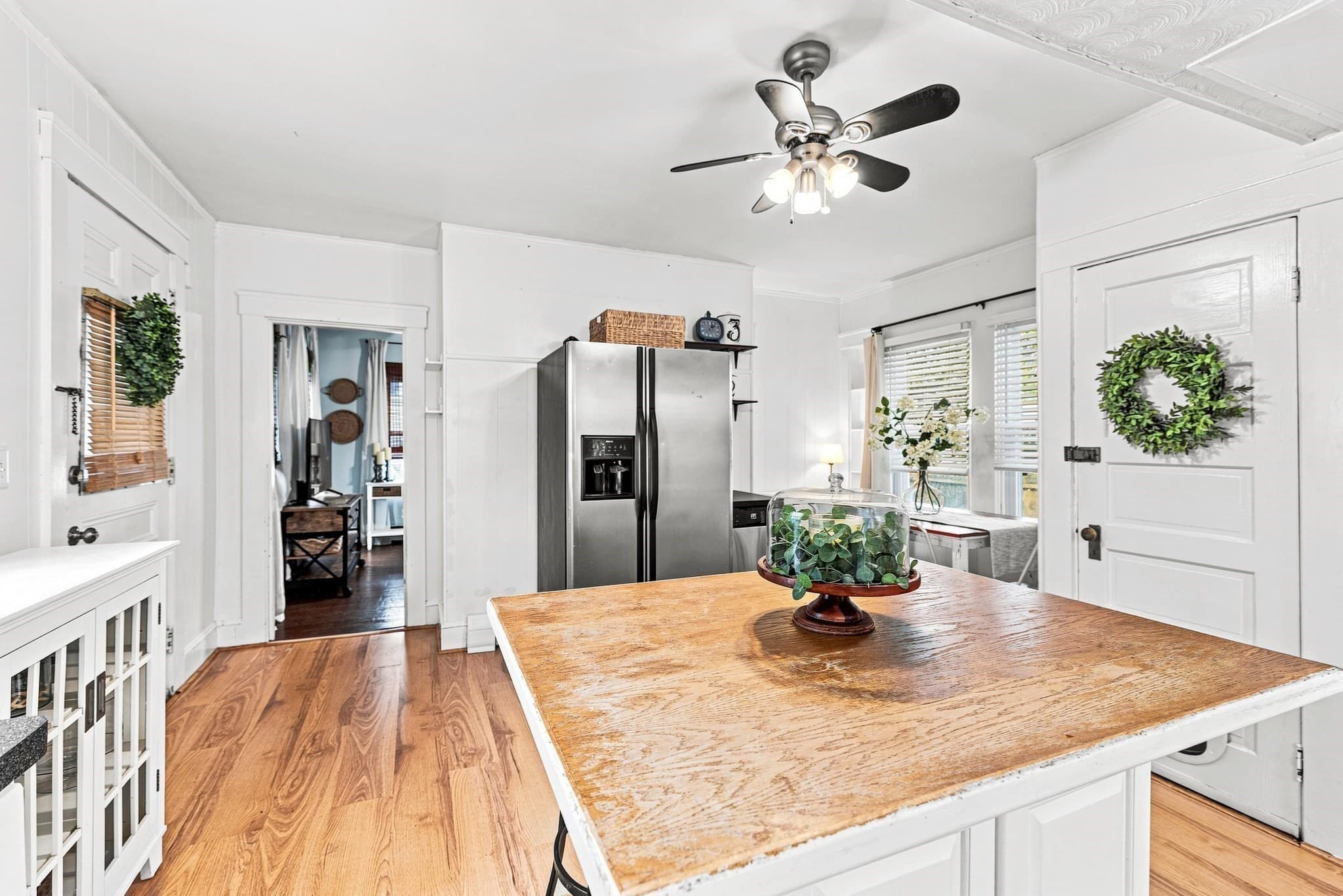 Single Family Residence at 235 Tremont St, New Bedford MA 02740, New Bedford, photo 9 of 23
