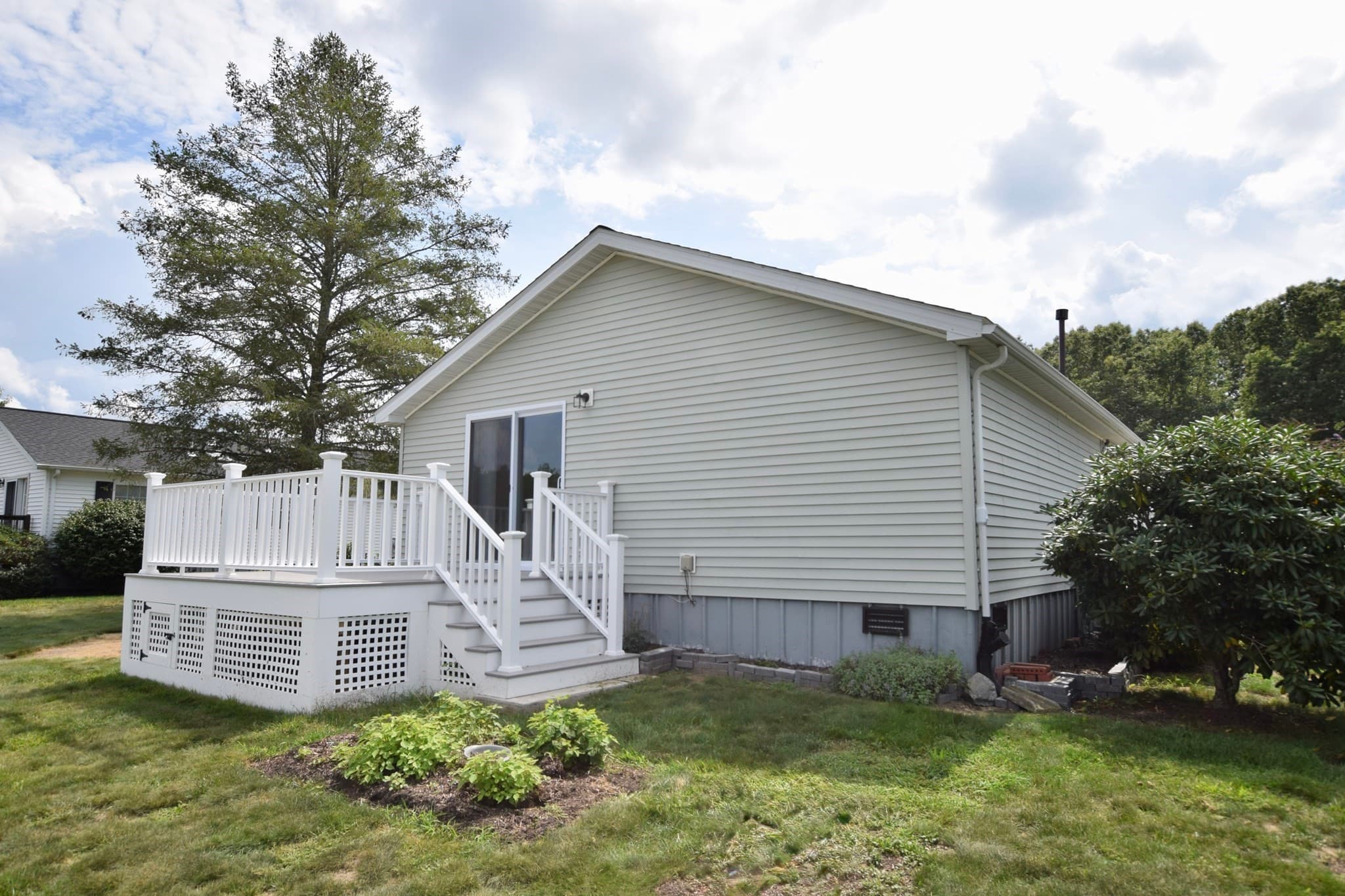 Mobile Home at 29 Lyn Ln., Middleboro MA 02346, Middleboro, photo 37 of 42