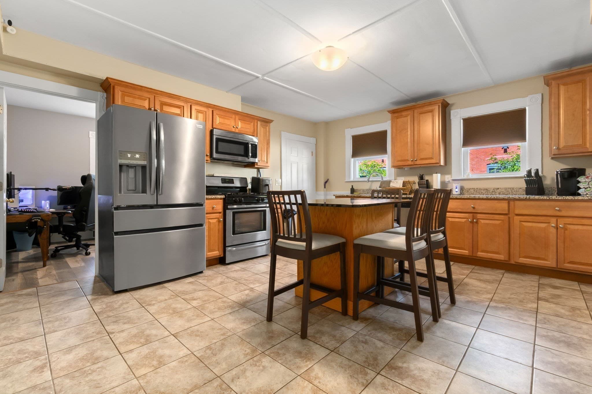 Condominium at 3 Soffron Ln # 1, Ipswich MA 01938, Ipswich, photo 3 of 22
