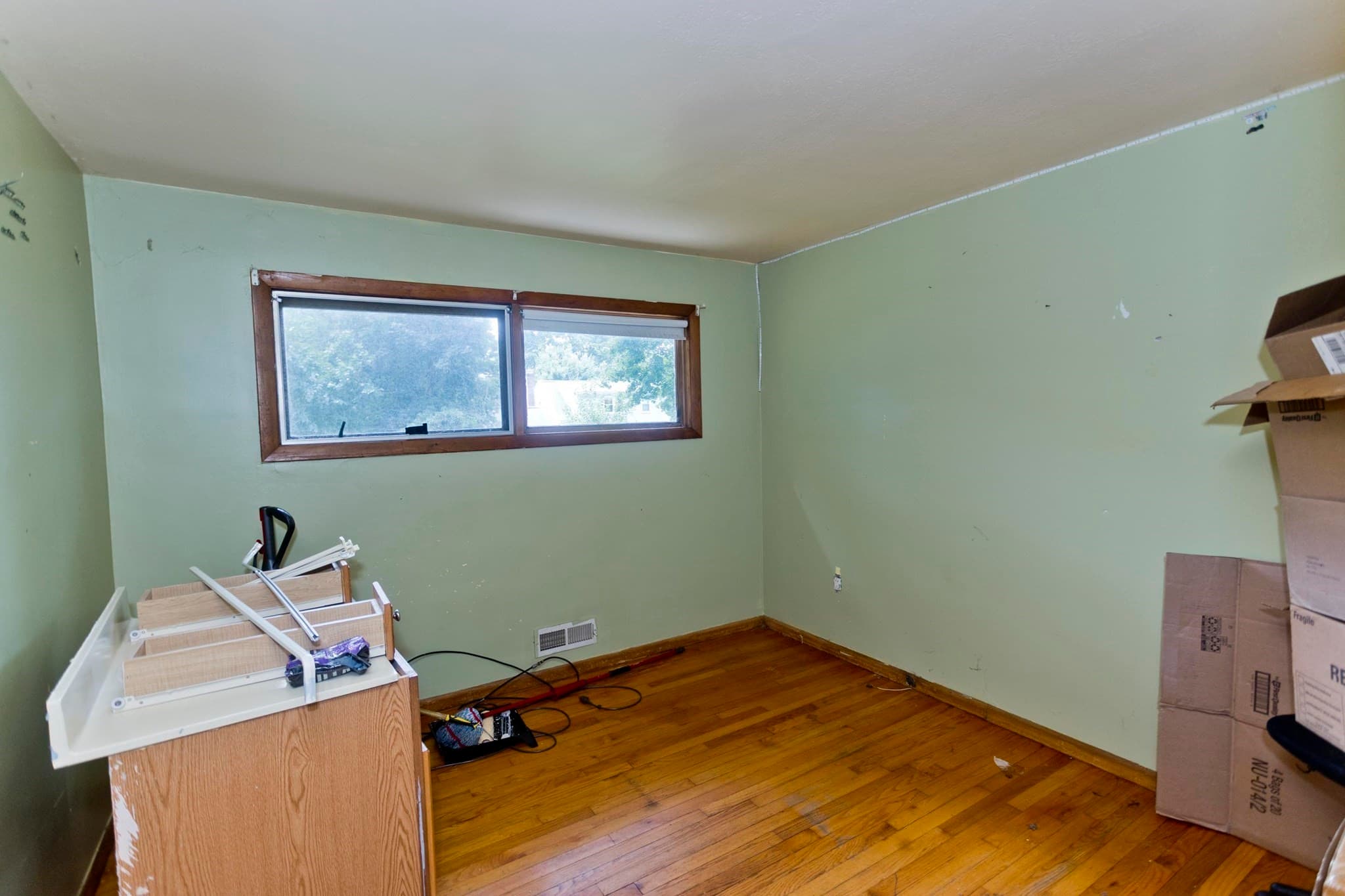 Single Family Residence at 240 E Allen Ridge Rd, Springfield MA 01118, Springfield, photo 17 of 22