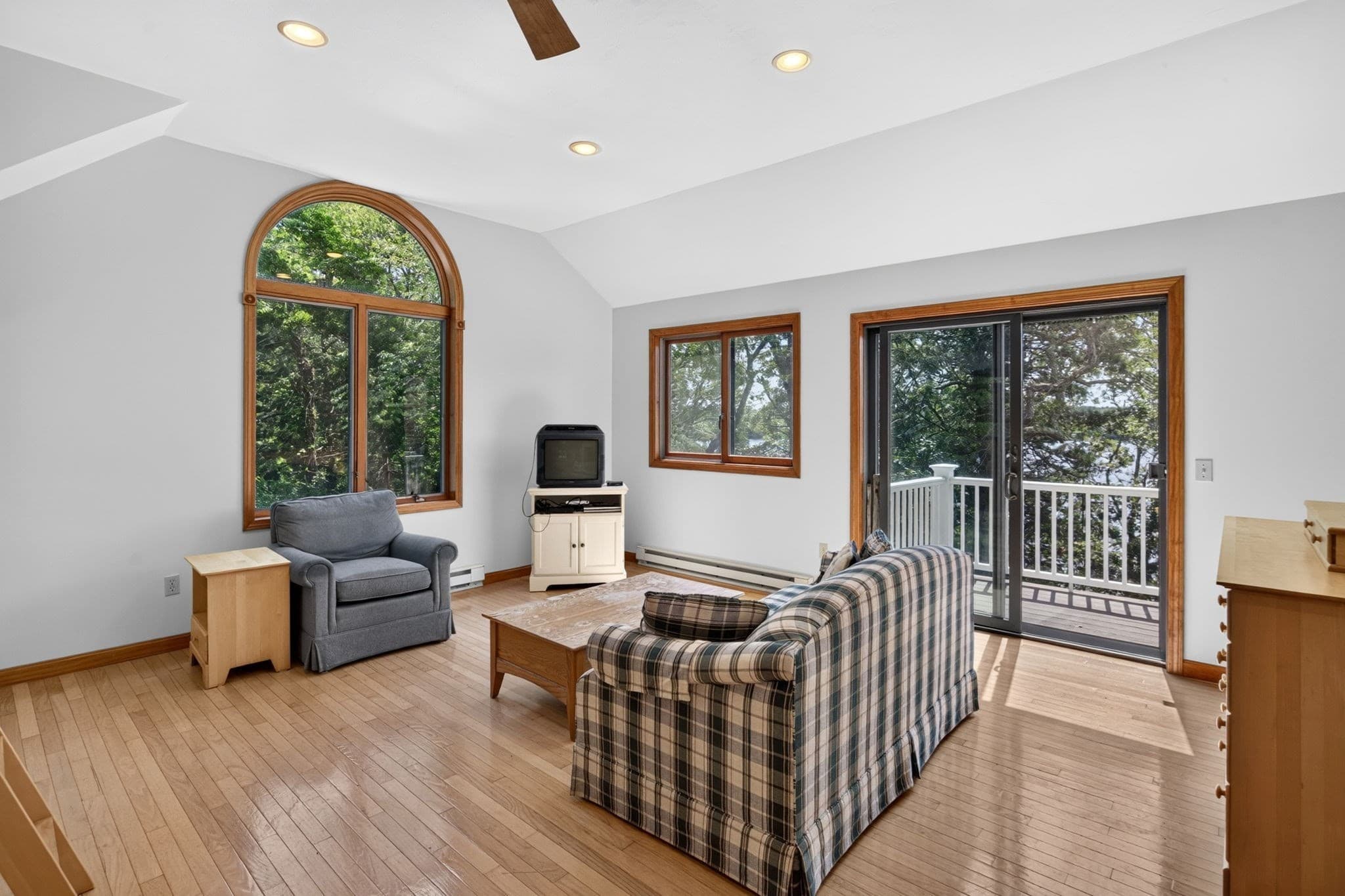 Single Family Residence at 3 Hinckley Rd, Harwich MA 02645, Harwich, photo 20 of 40