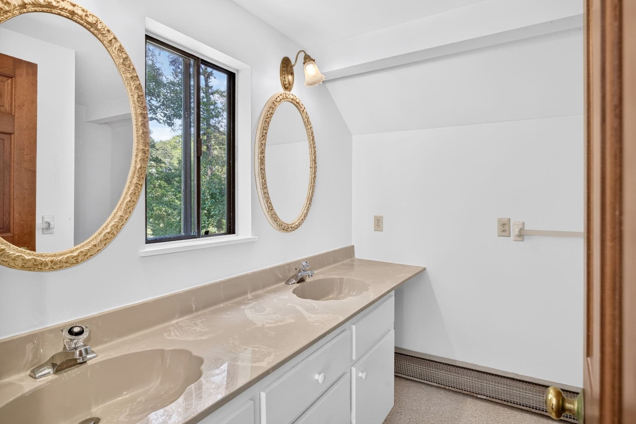 Single Family Residence at 3 Hinckley Rd, Harwich MA 02645, Harwich, photo 18 of 40