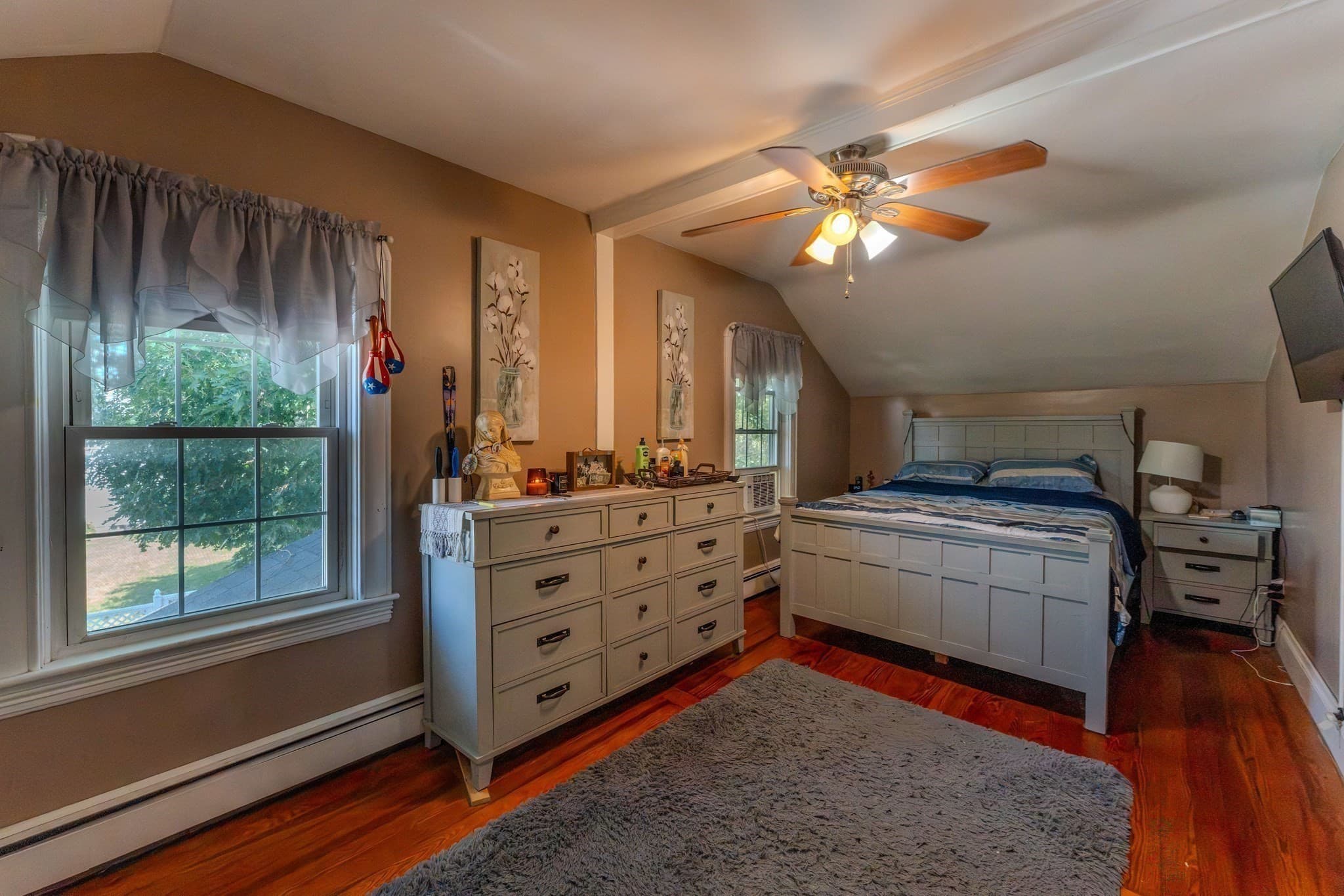 Single Family Residence at 135 Thurber Ave, Somerset MA 02725, Somerset, photo 25 of 37