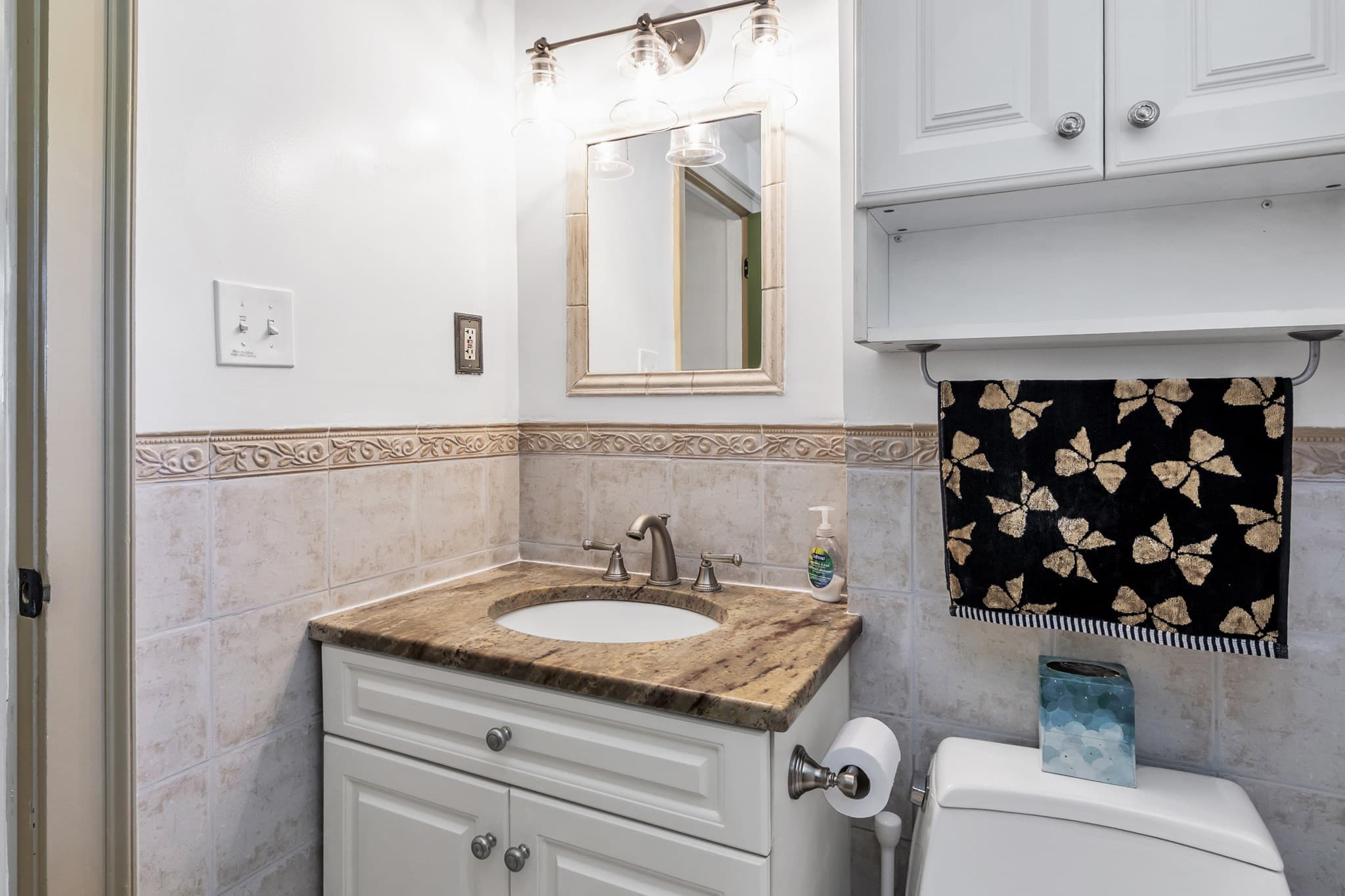 Single Family Residence at 12 Oakland, Lawrence MA 01843, Lawrence, photo 12 of 33
