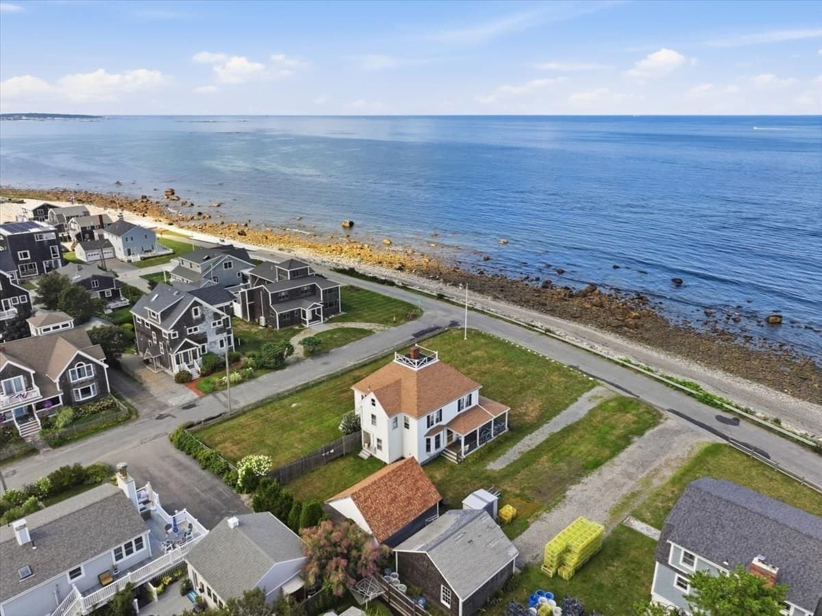 Single Family Residence at 9 Seaside Rd, Scituate MA 02066, Scituate, photo 2 of 19