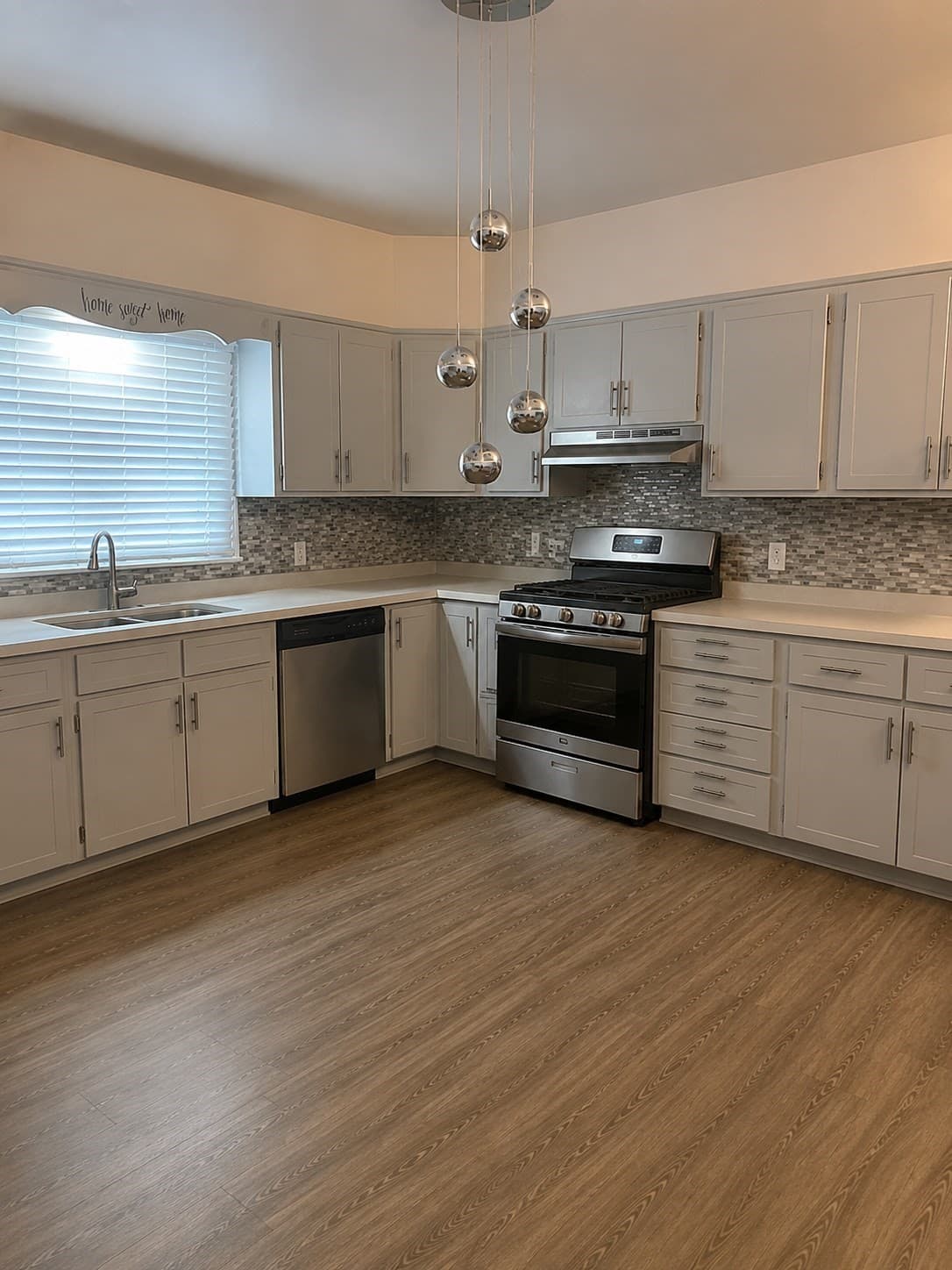 Single Family Residence at 162 Salina St, Providence RI 02908, Providence, photo 22 of 31