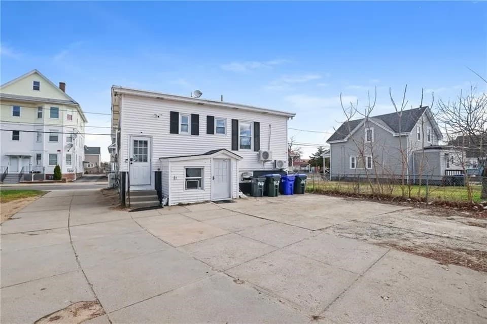 Single Family Residence at 162 Salina St, Providence RI 02908, Providence, photo 30 of 31
