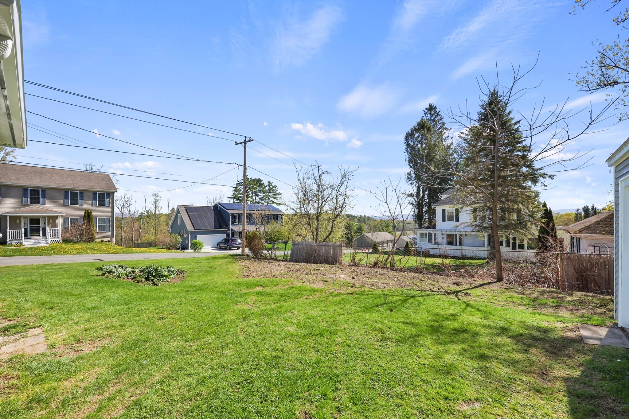 Single Family Residence at 100 Essex St, Pittsfield MA 01201, Pittsfield, photo 33 of 40