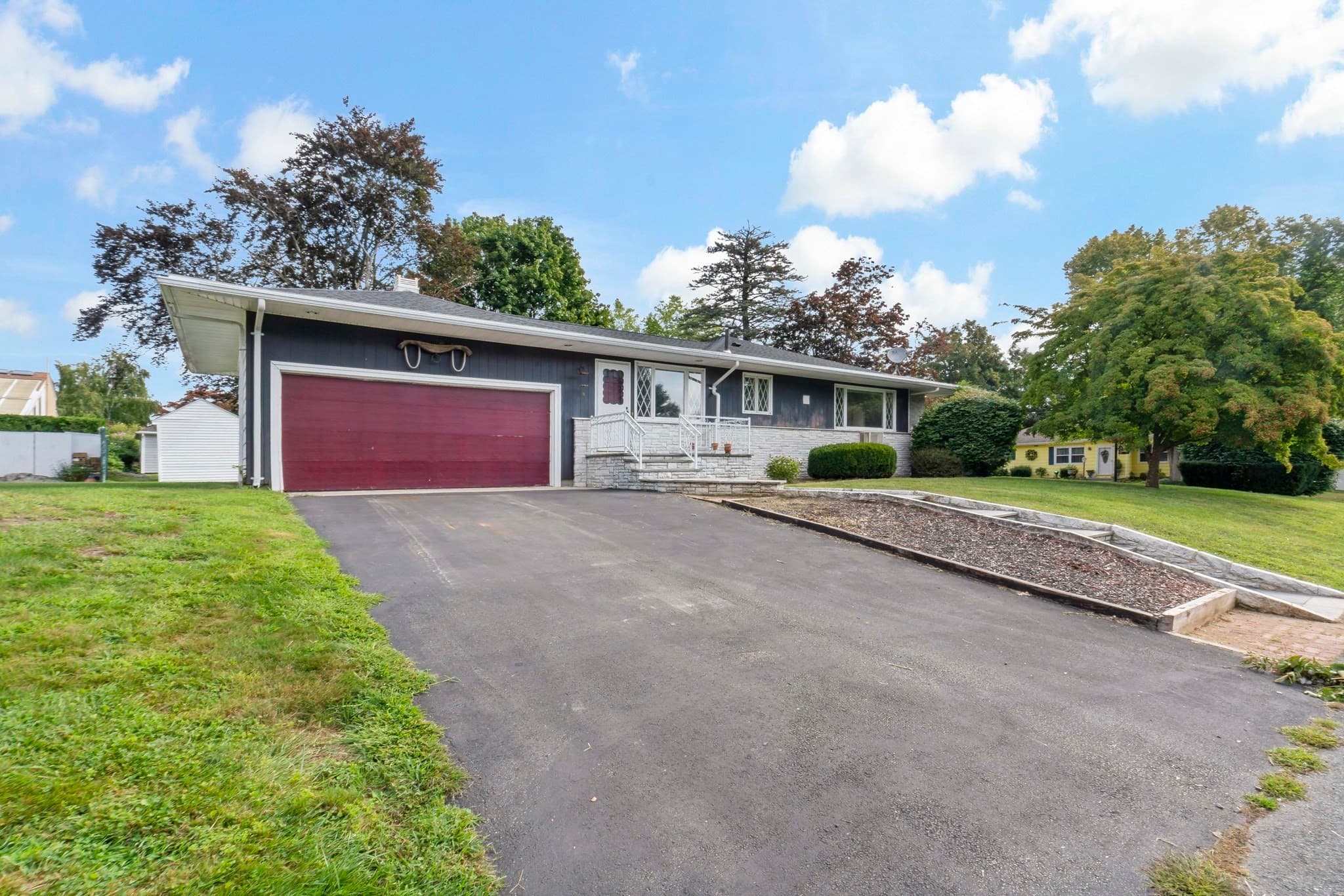 Single Family Residence at 7 Harold Ave, Somerset MA 02726, Somerset, photo 2 of 42