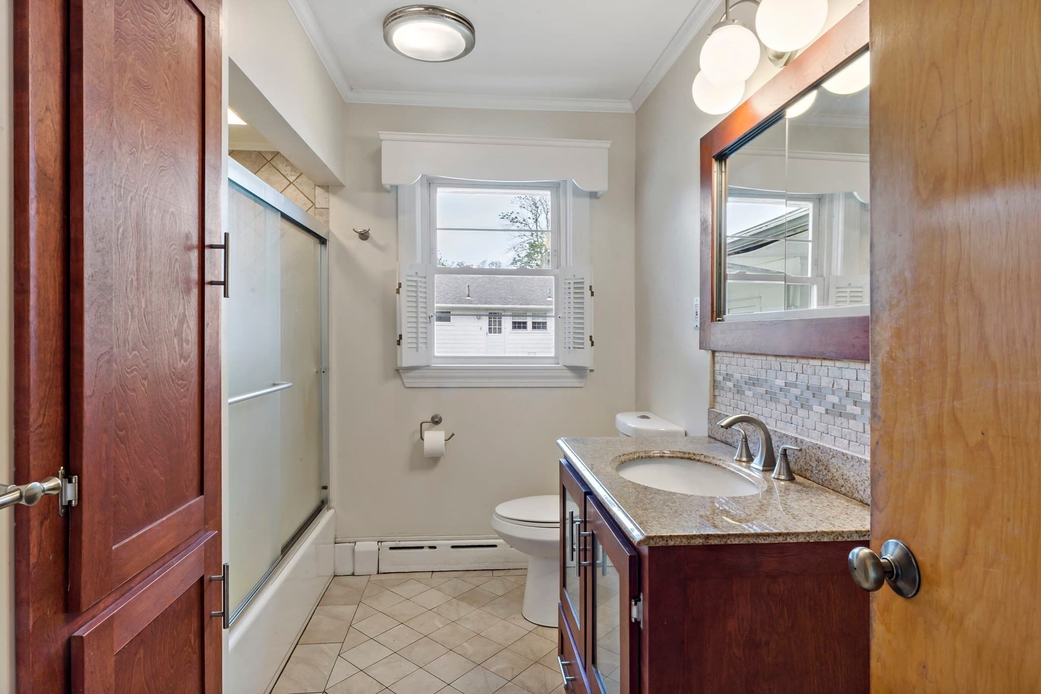 Single Family Residence at 7 Harold Ave, Somerset MA 02726, Somerset, photo 15 of 42