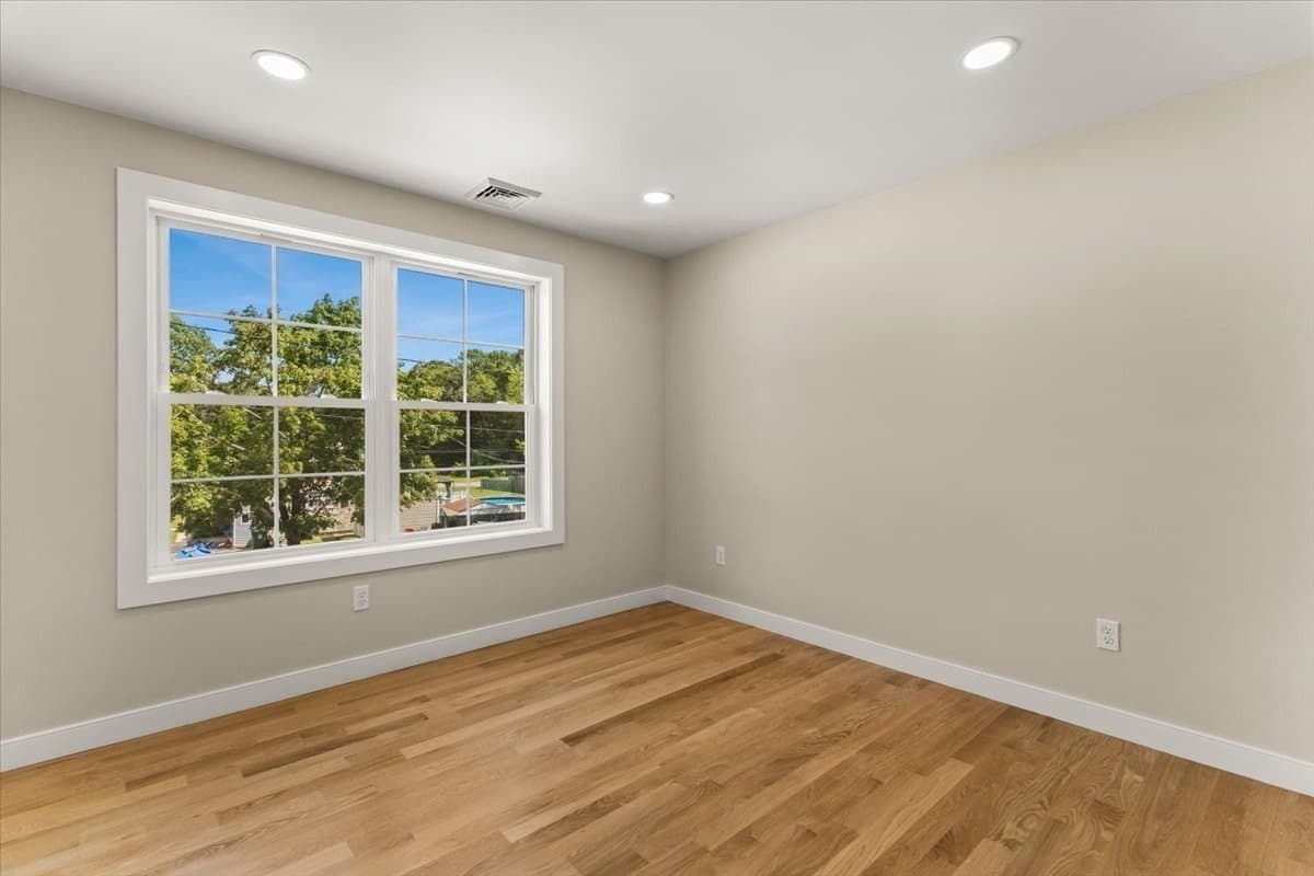 Single Family Residence at 140 Luther Ave, Swansea MA 02777, Swansea, photo 27 of 42