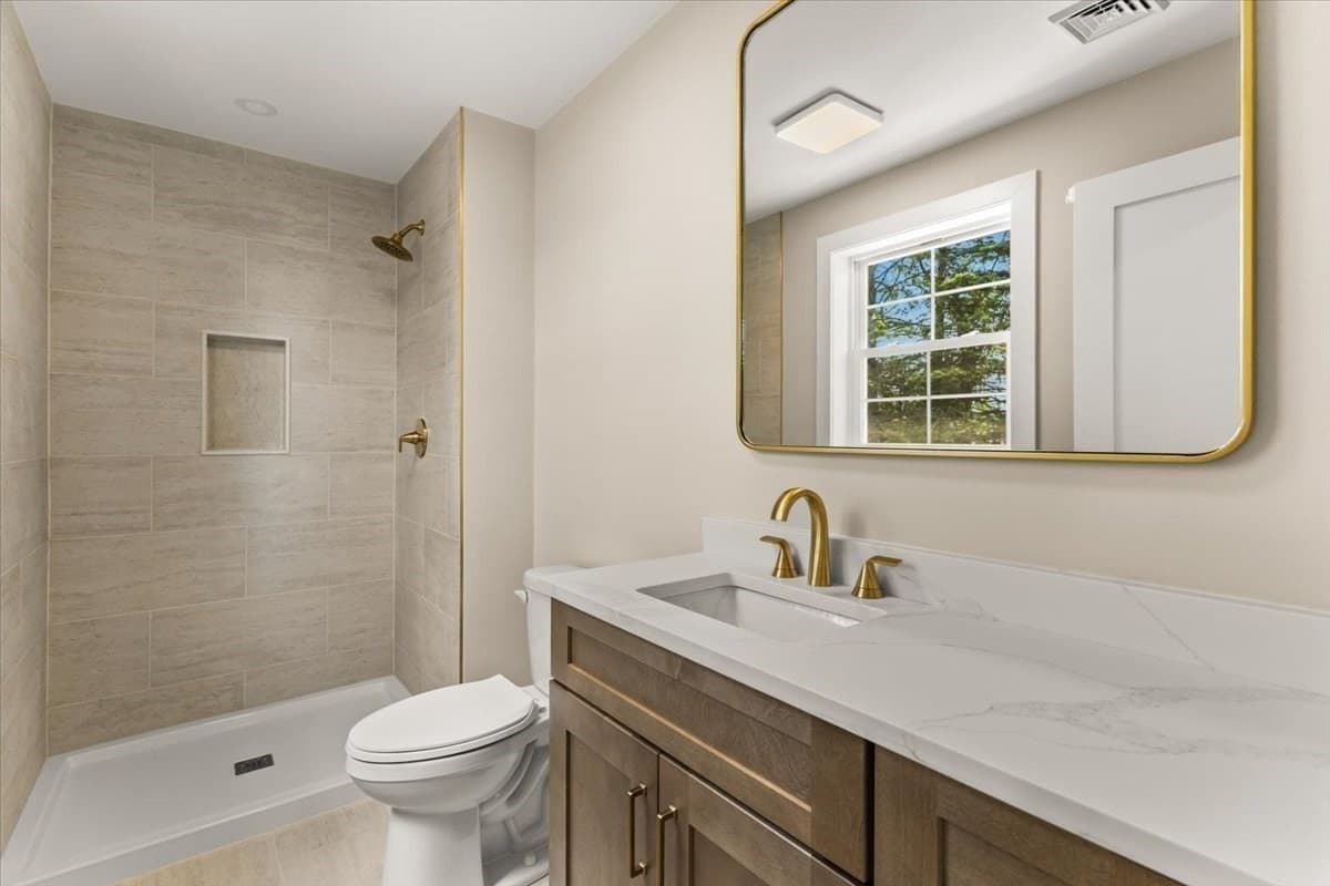 Single Family Residence at 140 Luther Ave, Swansea MA 02777, Swansea, photo 22 of 42