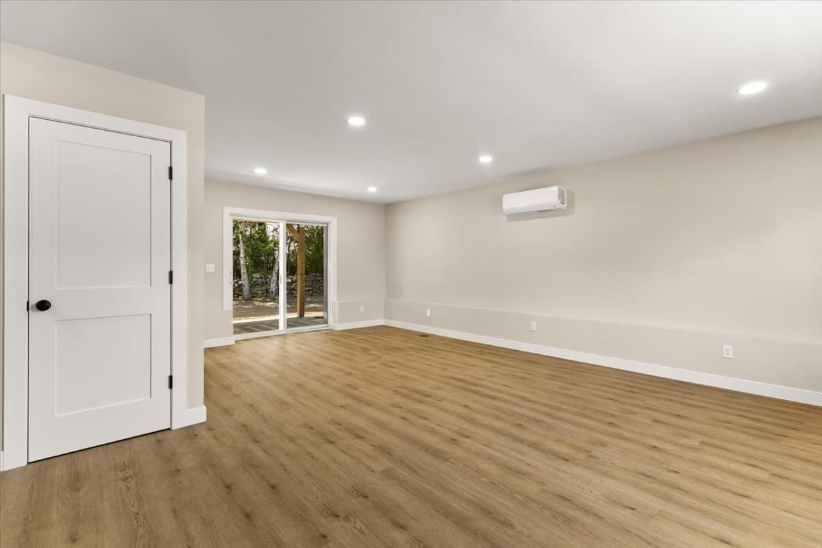 Single Family Residence at 140 Luther Ave, Swansea MA 02777, Swansea, photo 30 of 42