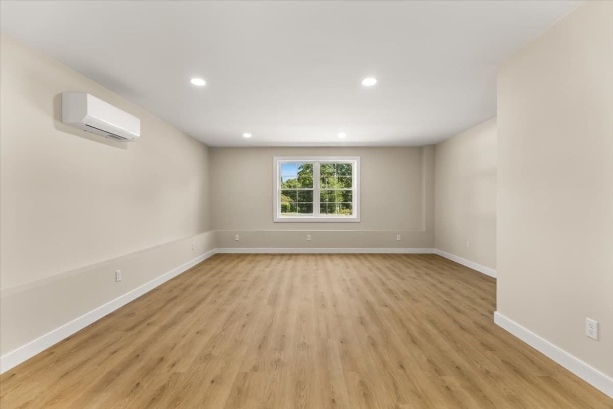 Single Family Residence at 140 Luther Ave, Swansea MA 02777, Swansea, photo 33 of 42