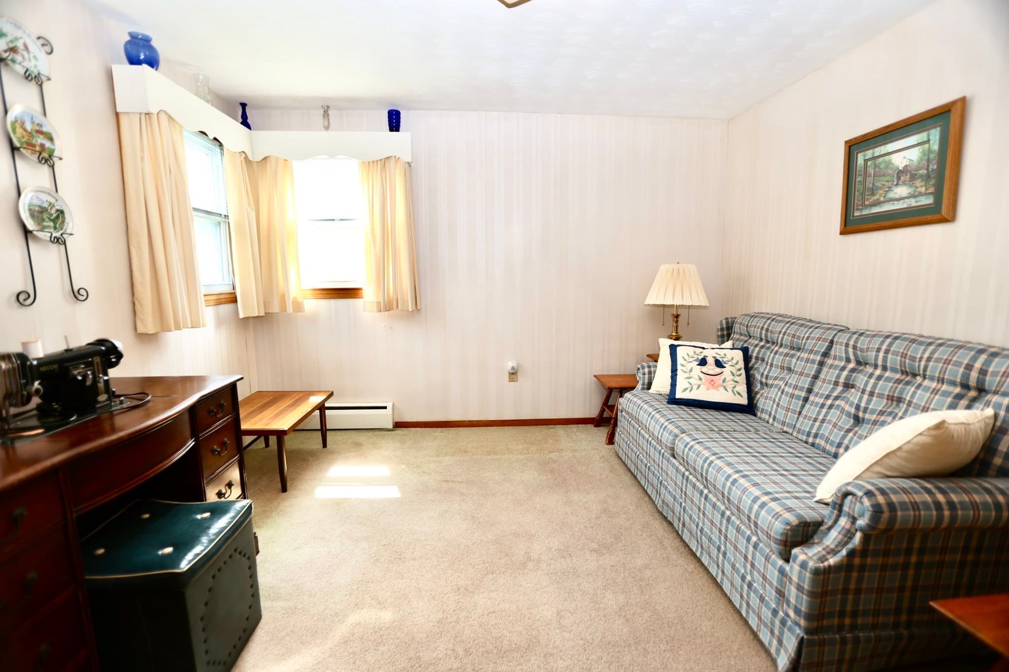 Single Family Residence at 36 Revere St, Worcester MA 01604, Worcester, photo 10 of 16
