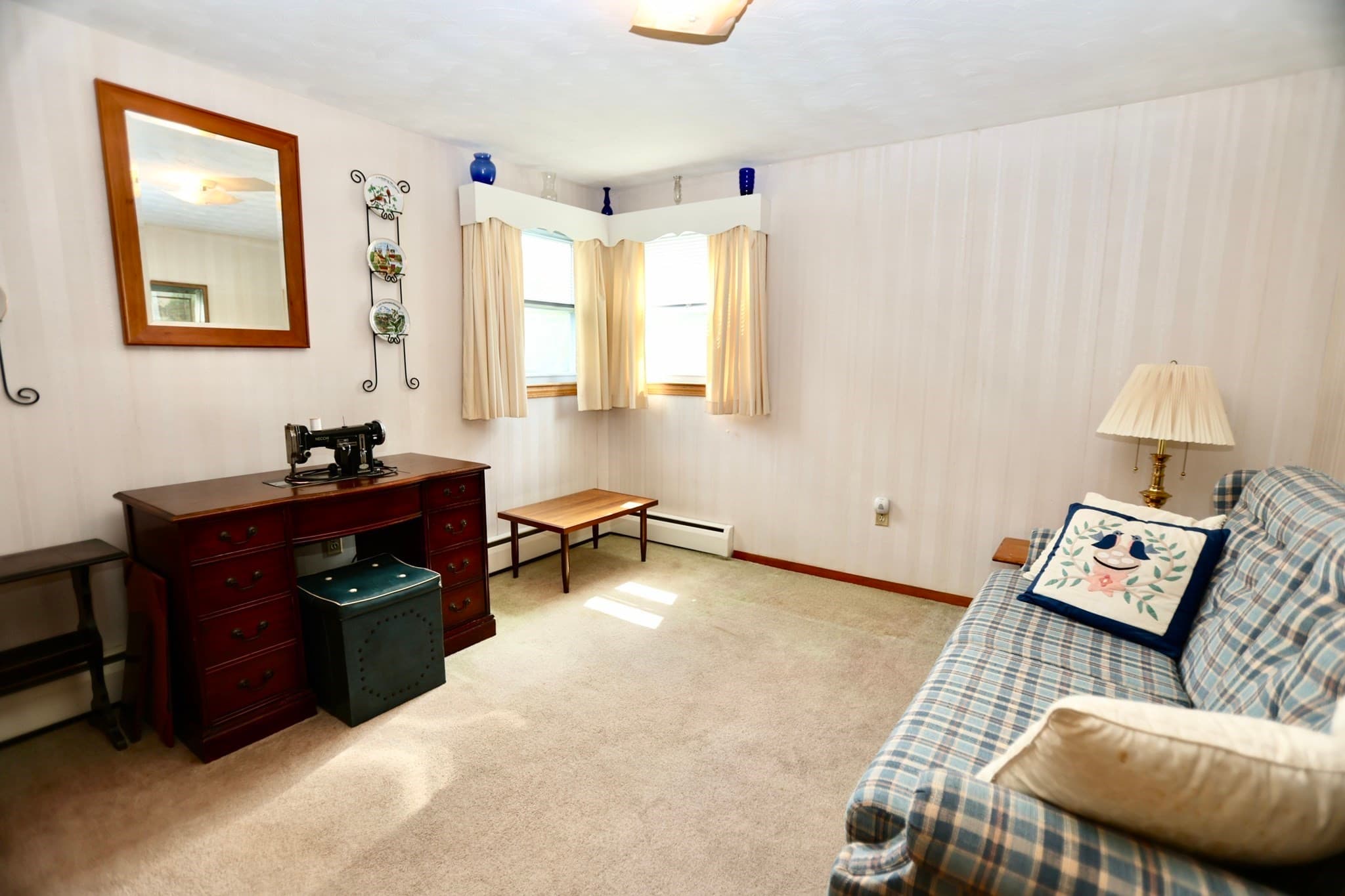 Single Family Residence at 36 Revere St, Worcester MA 01604, Worcester, photo 11 of 16
