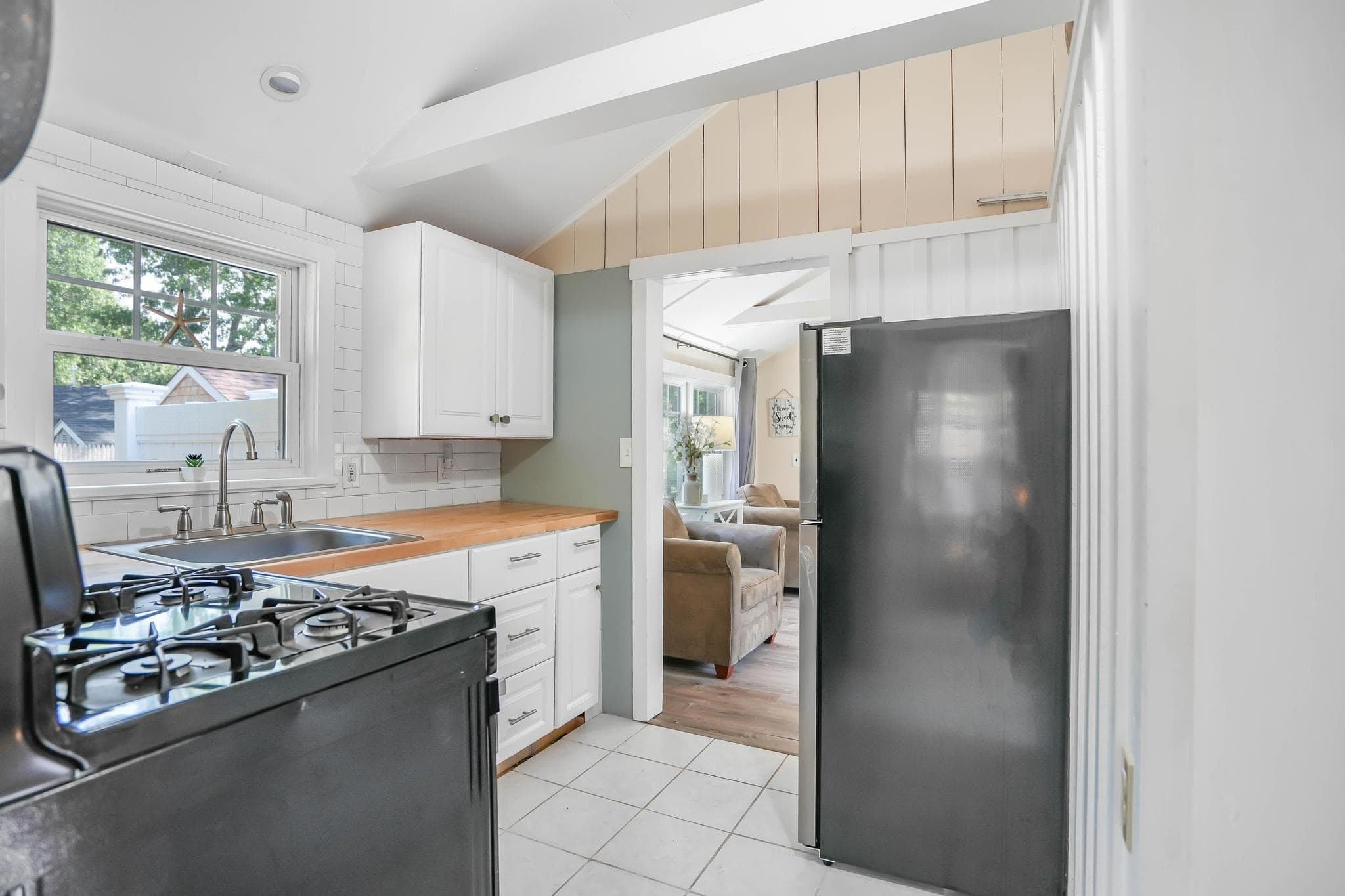Single Family Residence at 20 Norse Rd, Dennis MA 02660, Dennis, photo 10 of 33