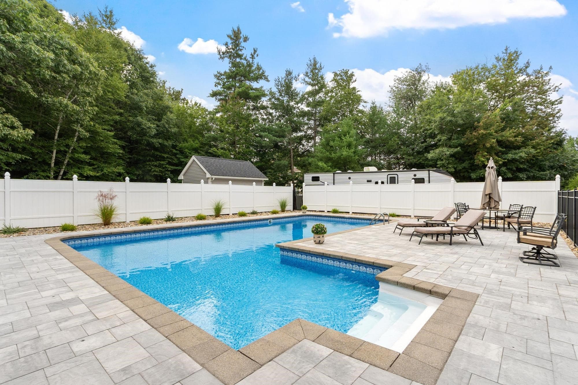 Single Family Residence at 11 Amber Rd, Westminster MA 01473, Westminster, photo 3 of 42