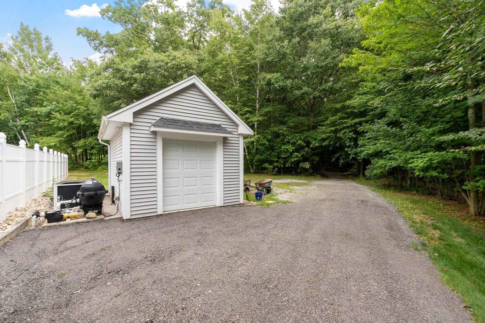 Single Family Residence at 11 Amber Rd, Westminster MA 01473, Westminster, photo 38 of 42