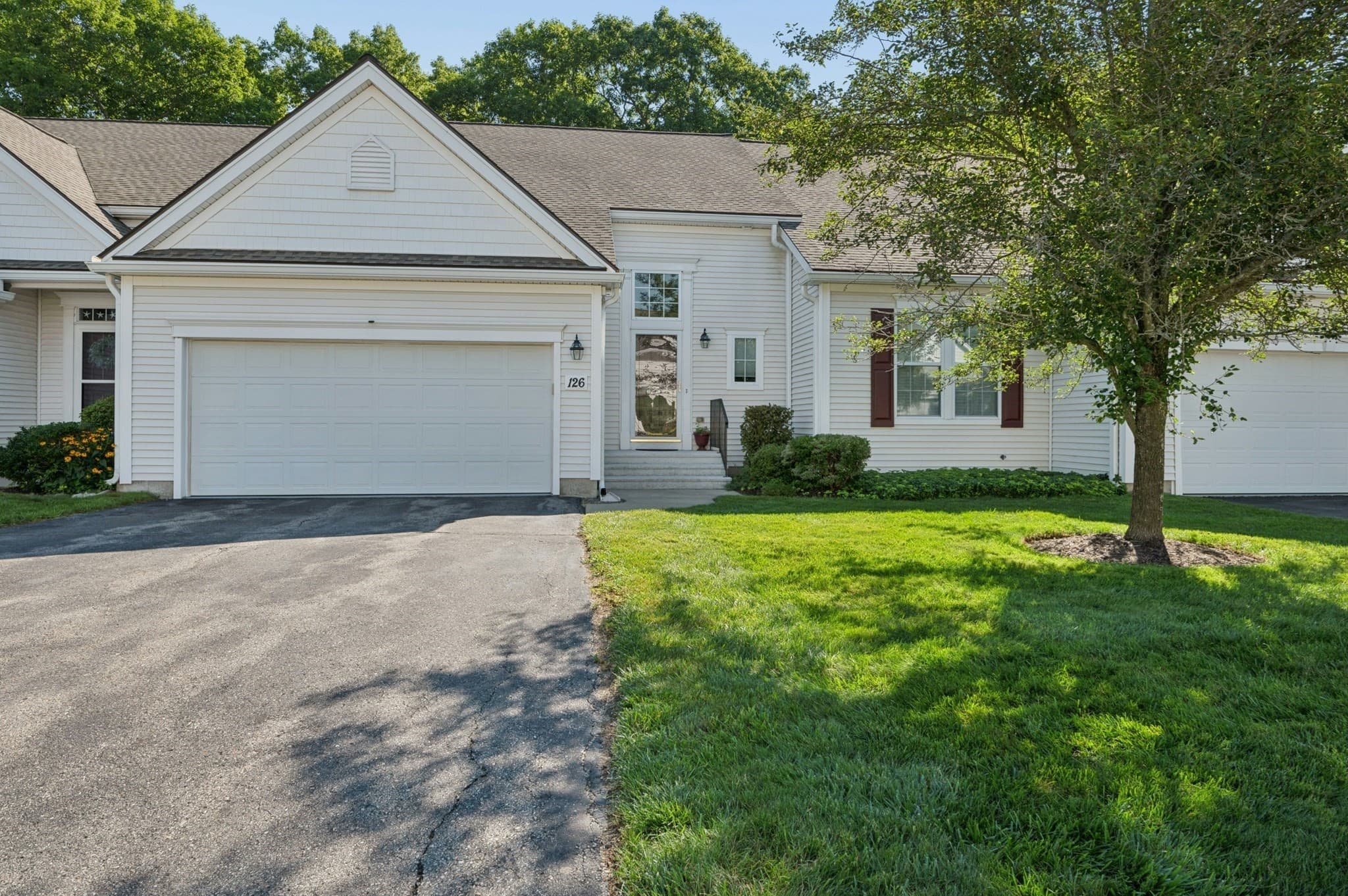126 Clubhouse Lane # 126, Northbridge MA 01534