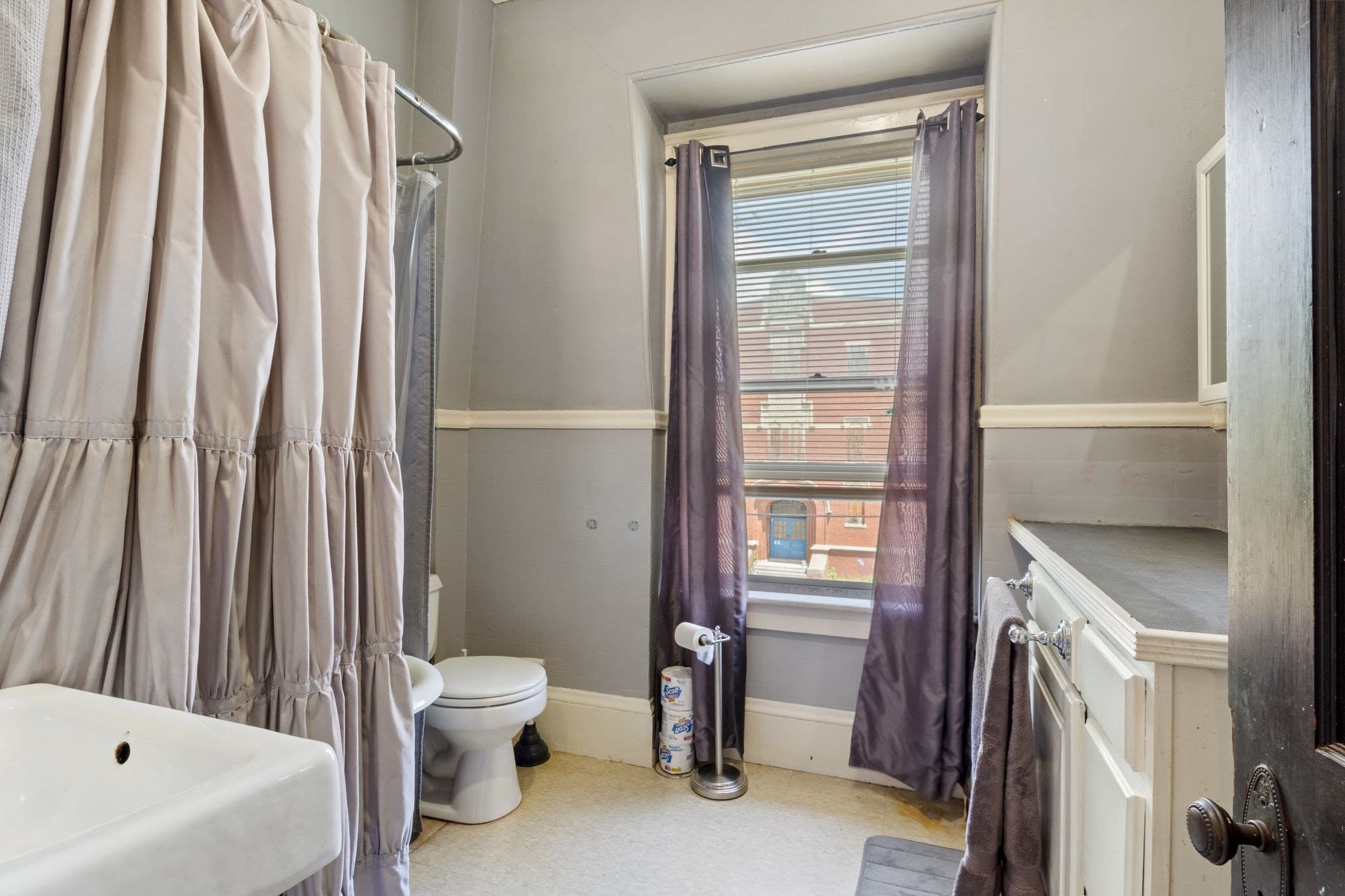 Single Family Residence at 22 Porter St, Lynn MA 01902, Lynn, photo 14 of 24